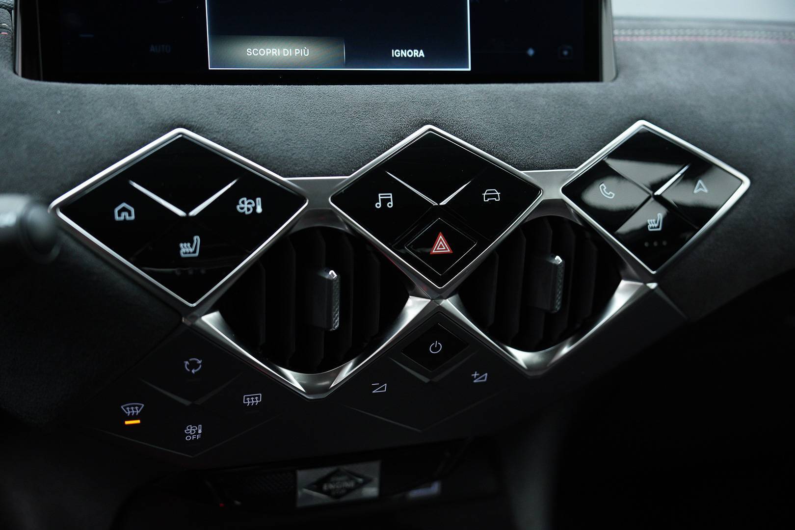 DS DS 3 DS3 1.2 hybrid Bastille Business 136cv auto usata in pronta consegna - Brandini