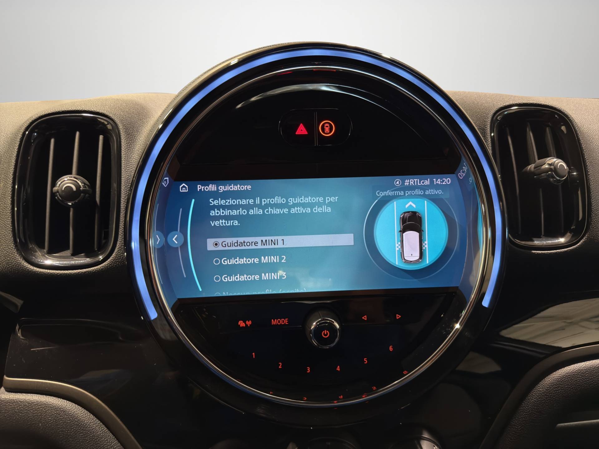 Auto Venduta - MINI Mini Countryman Mini Countryman 2.0 Cooper D Essential auto usata in pronta consegna - Brandini