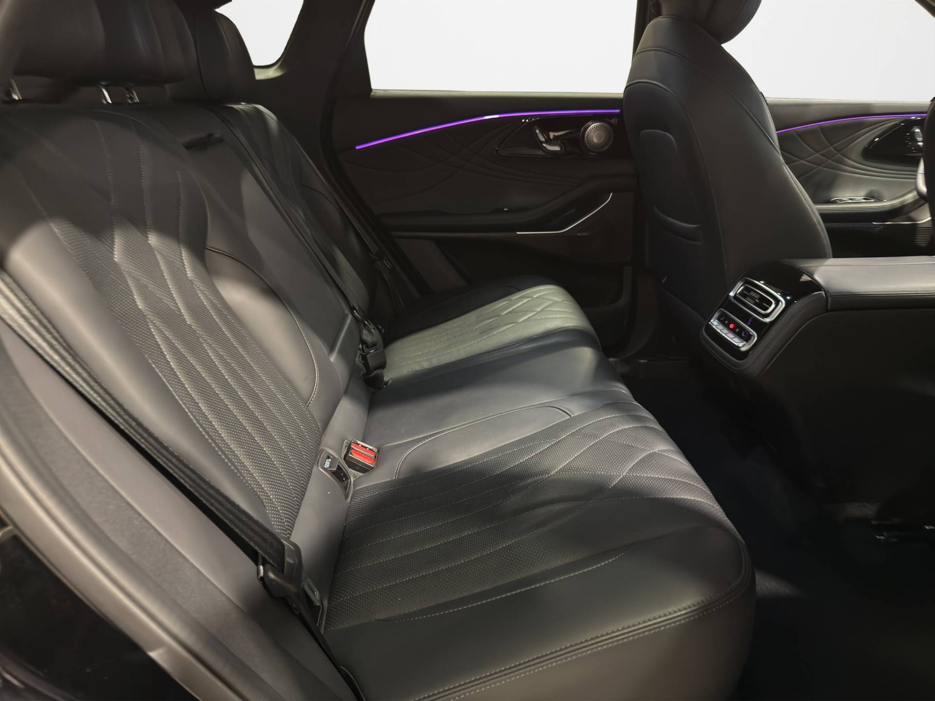 OMODA OMODA 9 OMODA 9 SHS Phev 1.5tgdi AWD DHT3 Premium usata in pronta consegna - Brandini