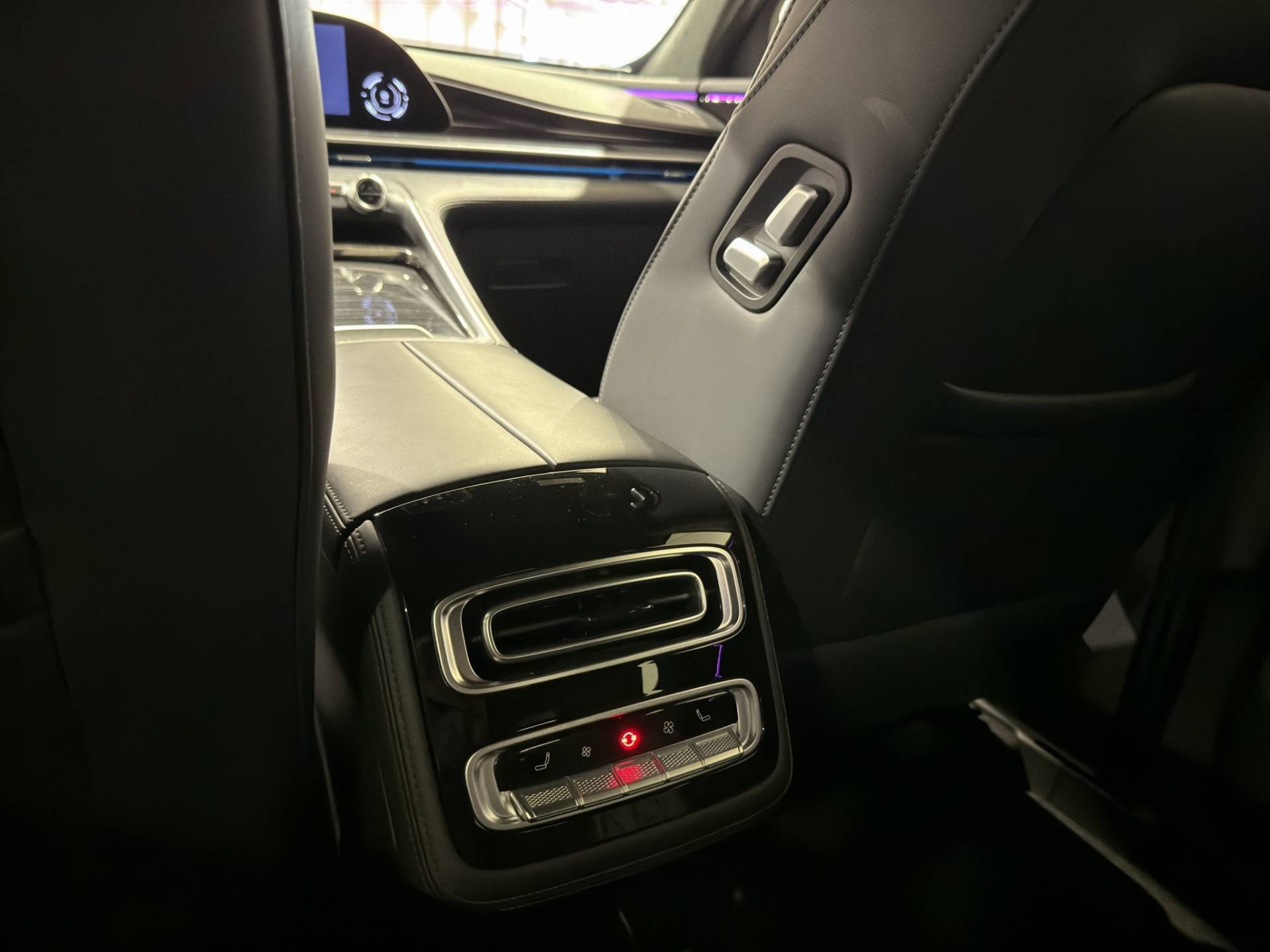 OMODA OMODA 9 OMODA 9 SHS Phev 1.5tgdi AWD DHT3 Premium usata in pronta consegna - Brandini