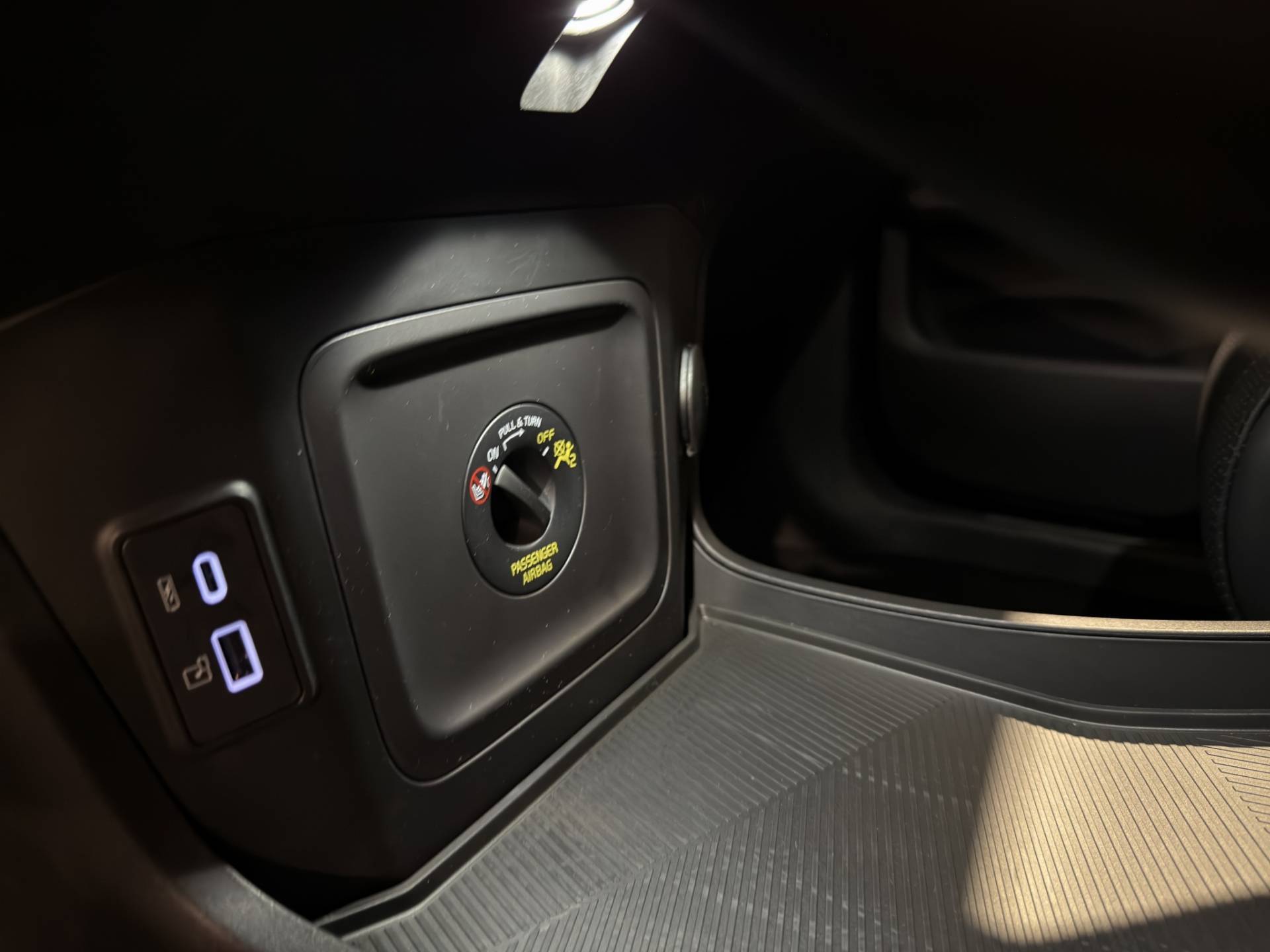 OMODA OMODA 9 OMODA 9 SHS Phev 1.5tgdi AWD DHT3 Premium usata in pronta consegna - Brandini