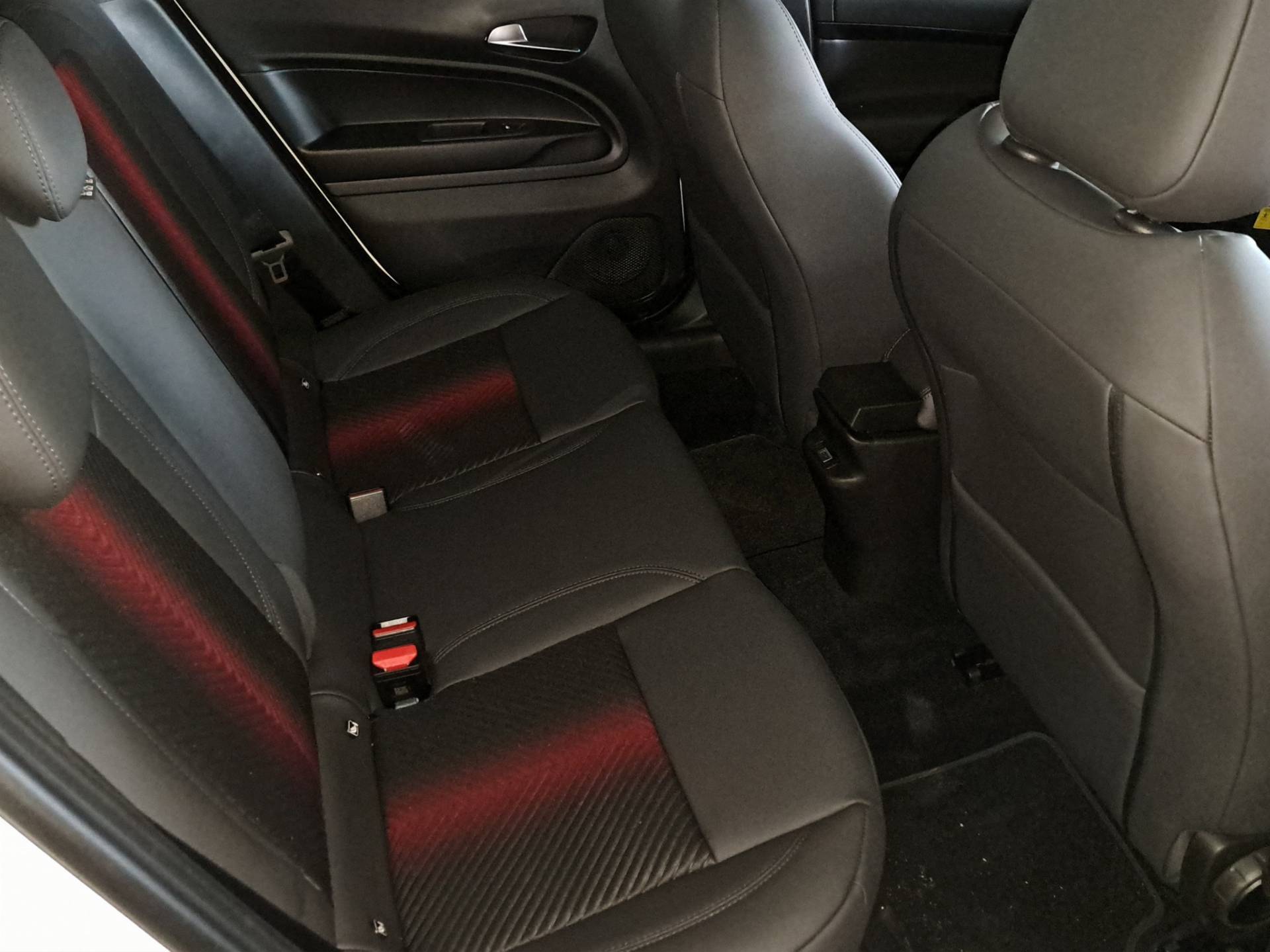 ALFA ROMEO Junior Junior 1.2 ibrida Ti 145cv edct6 usata in pronta consegna - Brandini