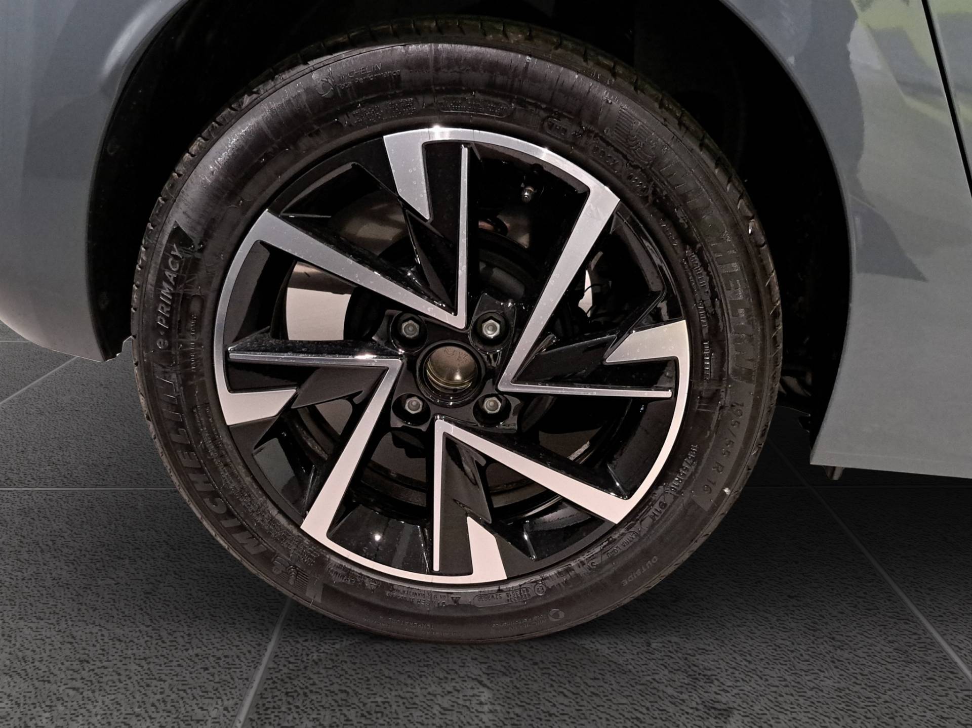 Auto Venduta - OPEL Corsa Corsa 1.2 GS s&s 100cv usata in pronta consegna - Brandini