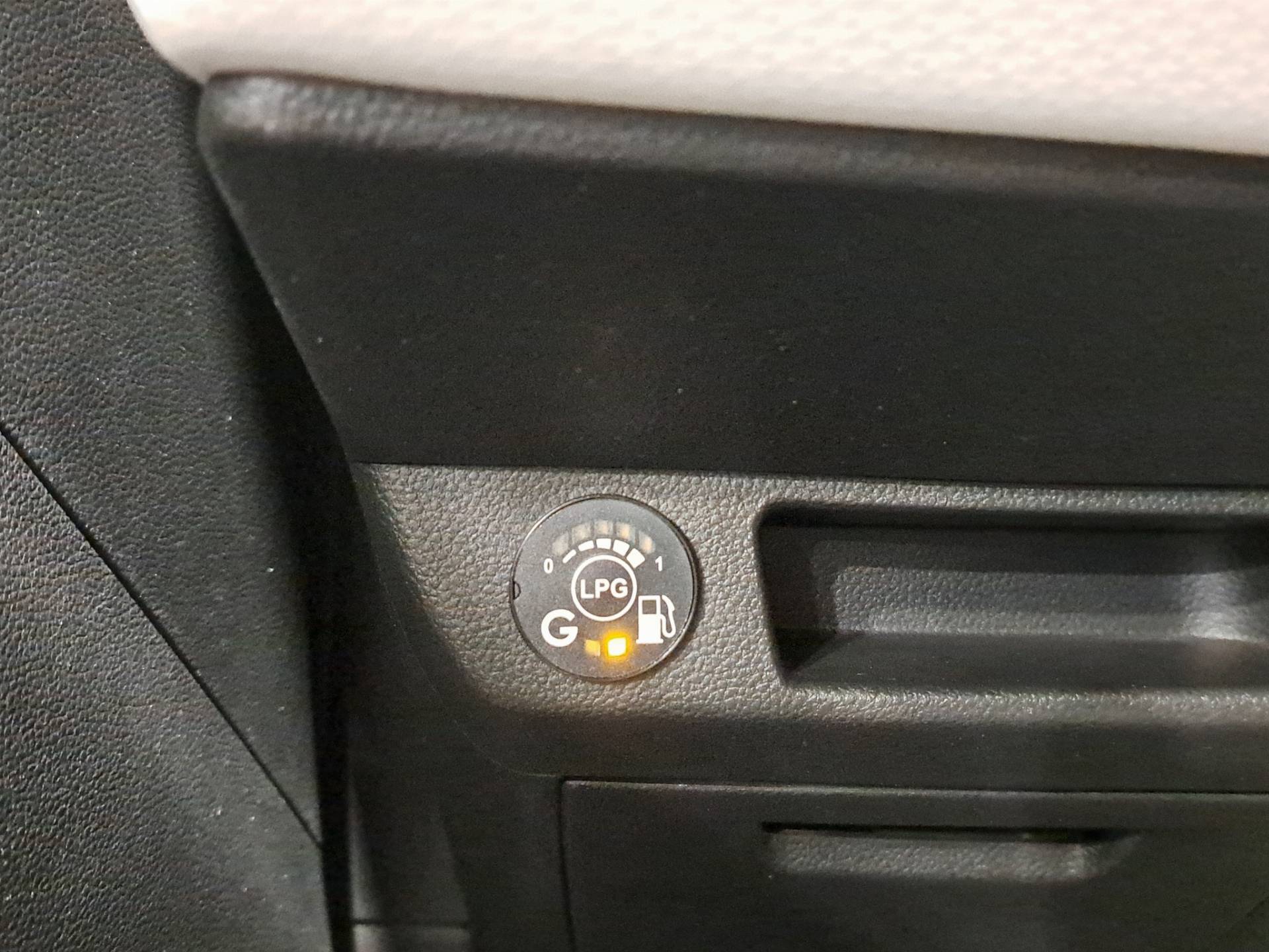 Auto Venduta - RENAULT Clio Clio TCE 100 CV GPL 5 Porte Techno usata in pronta consegna - Brandini