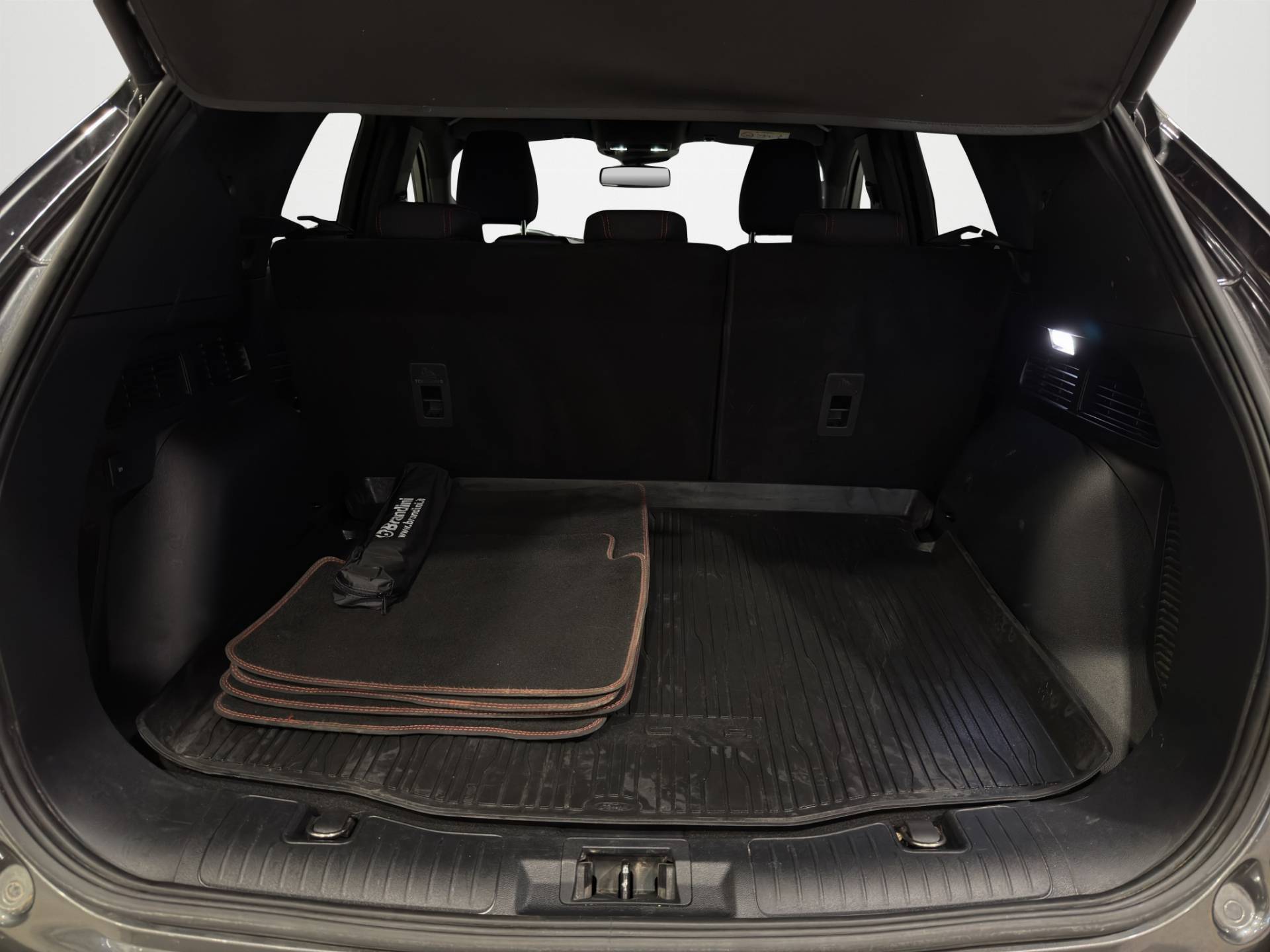 FORD Kuga Kuga 1.5 ecoblue ST-Line 2wd 120cv usata in pronta consegna - Brandini