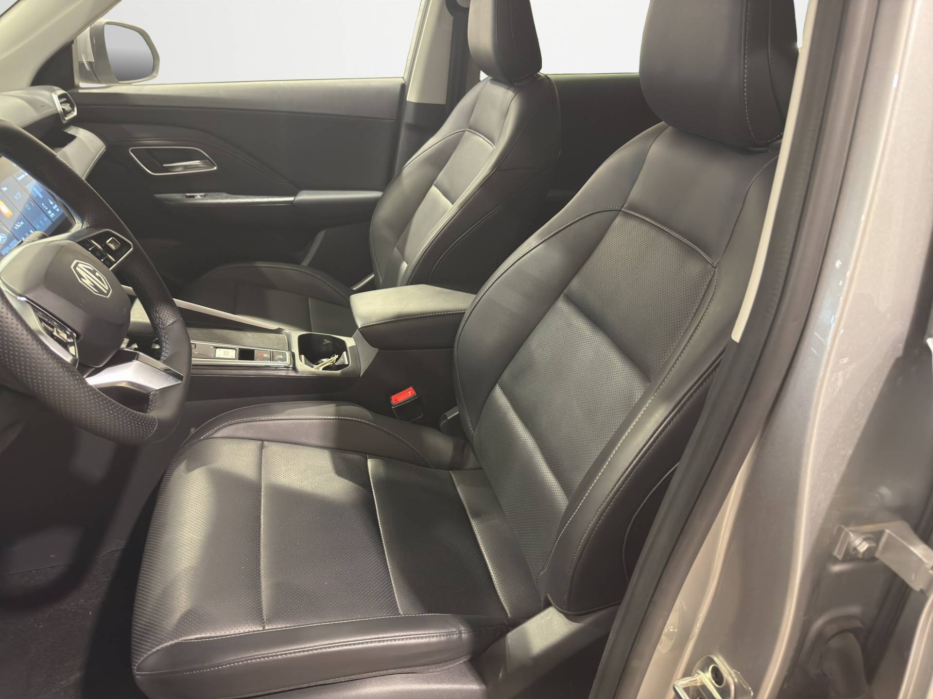 Auto Venduta - MG ZS ZS Hybrid+ 1.5 Luxury auto usata in pronta consegna - Brandini