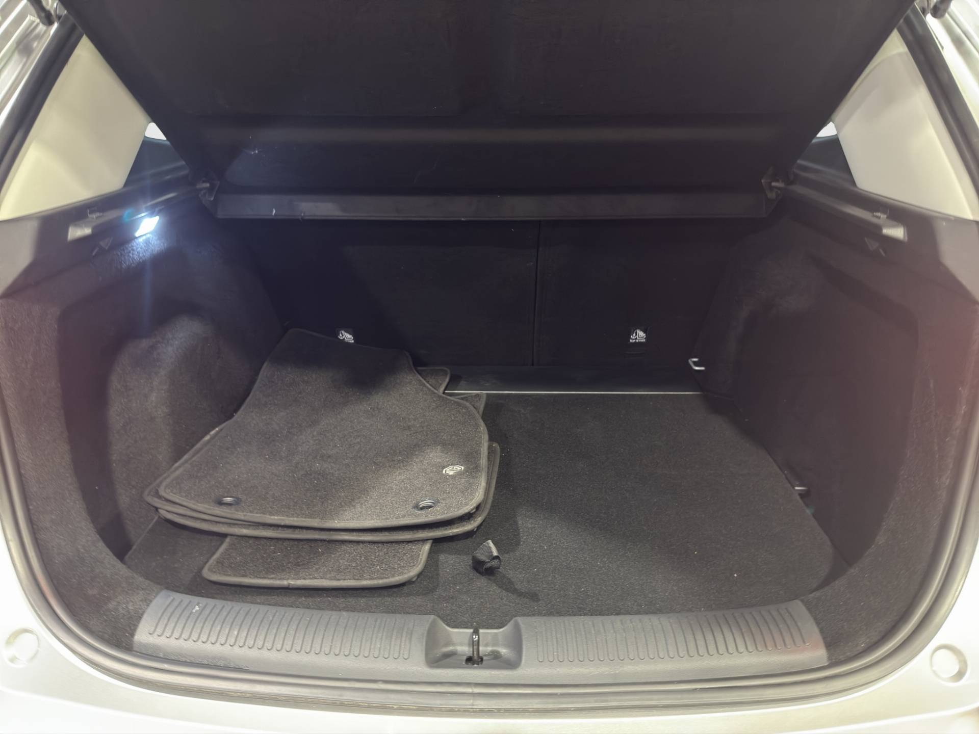 Auto Venduta - MG ZS ZS Hybrid+ 1.5 Luxury auto usata in pronta consegna - Brandini