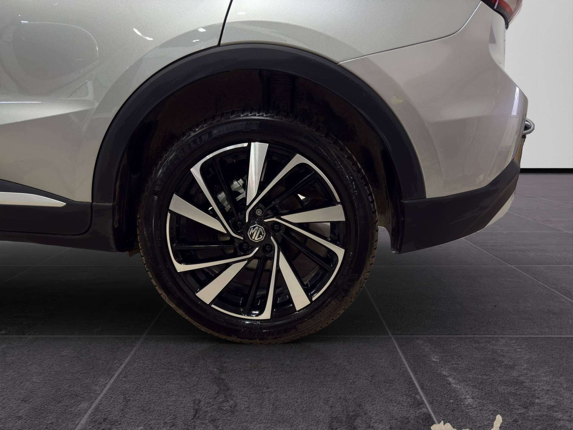 Auto Venduta - MG ZS ZS Hybrid+ 1.5 Luxury auto usata in pronta consegna - Brandini