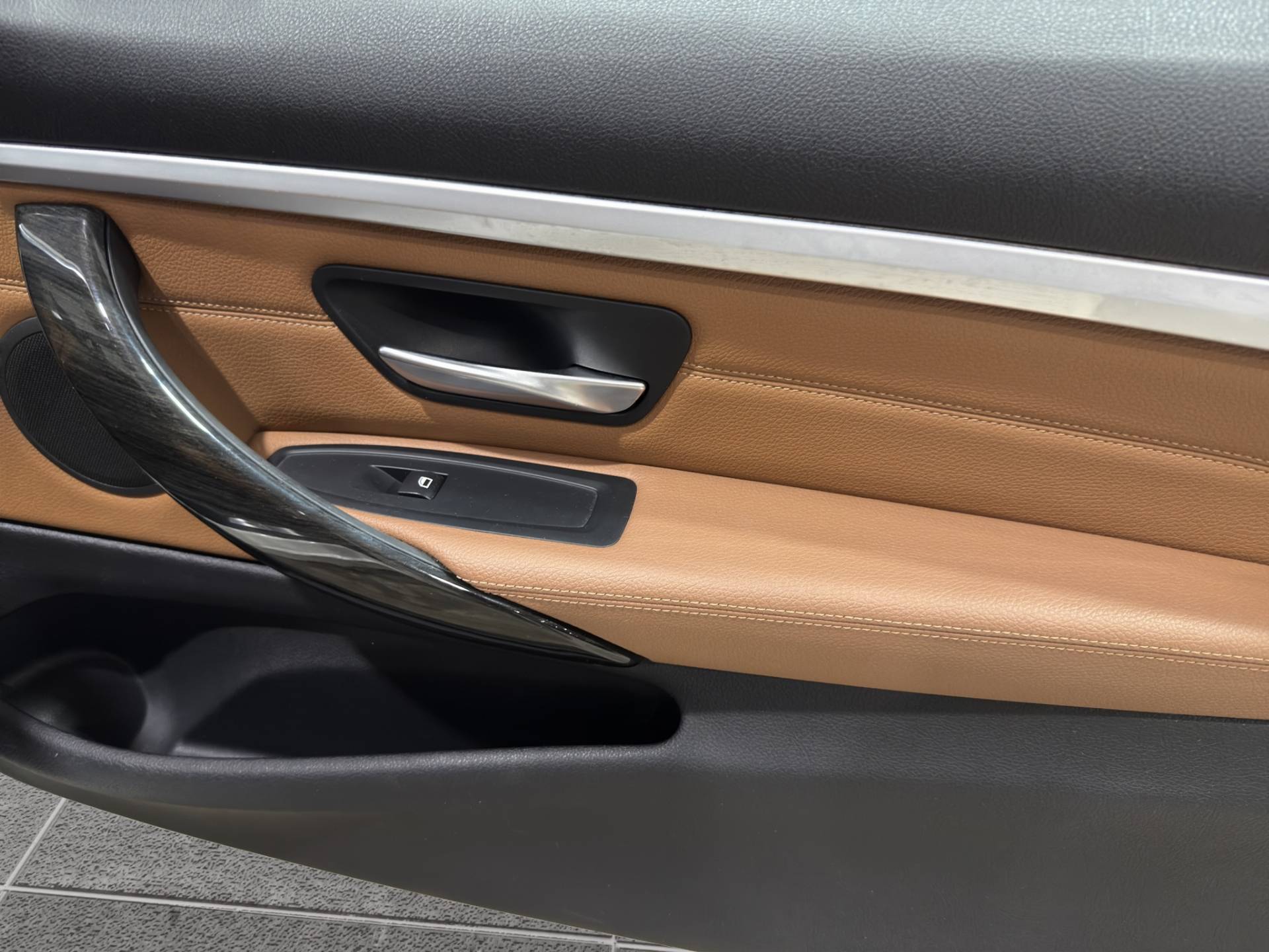 BMW Serie 4 420d Cabrio Luxury 190cv auto usata in pronta consegna - Brandini