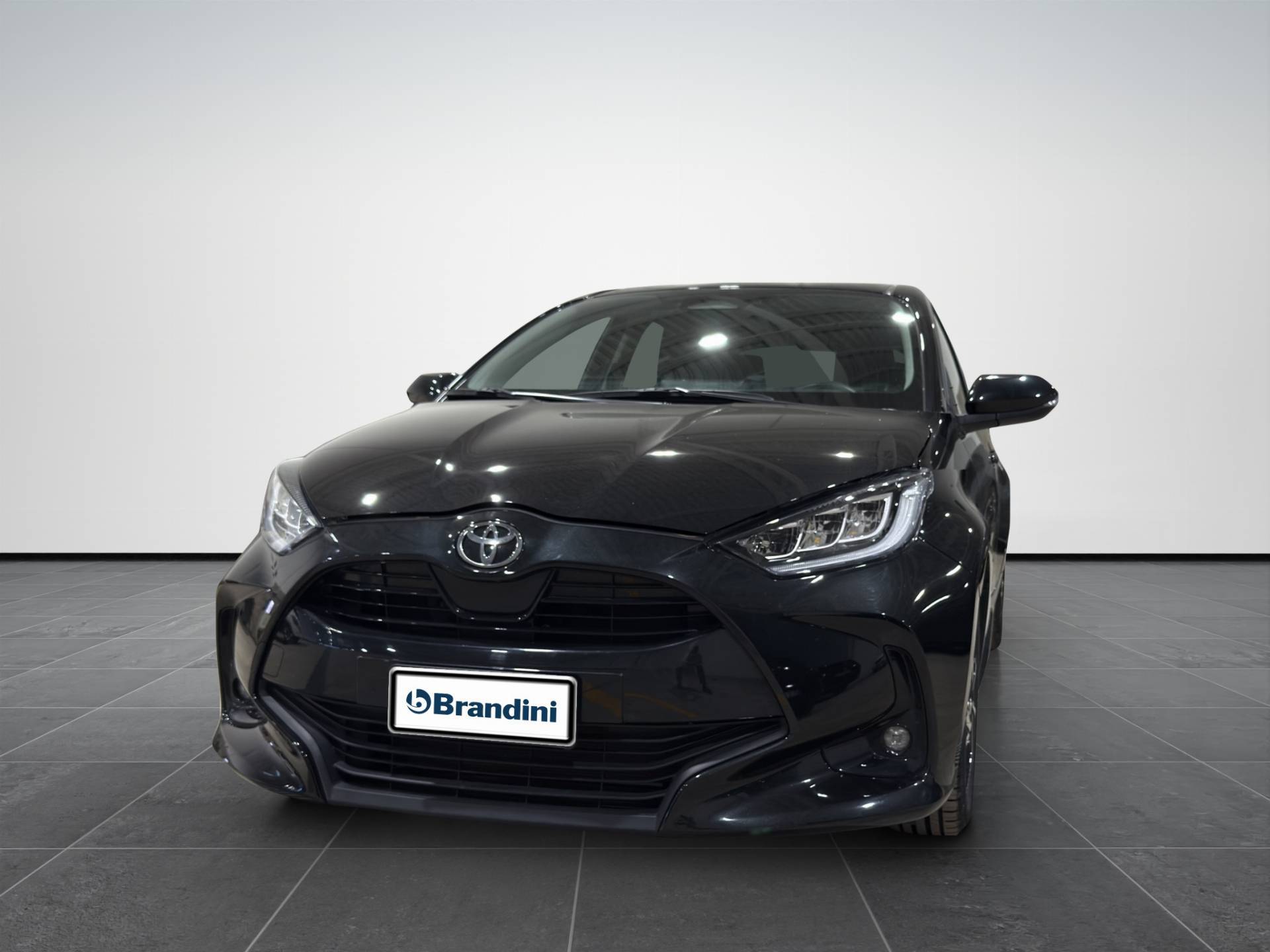 Auto Venduta - TOYOTA Yaris Yaris 1.5h Trend usata in pronta consegna - Brandini