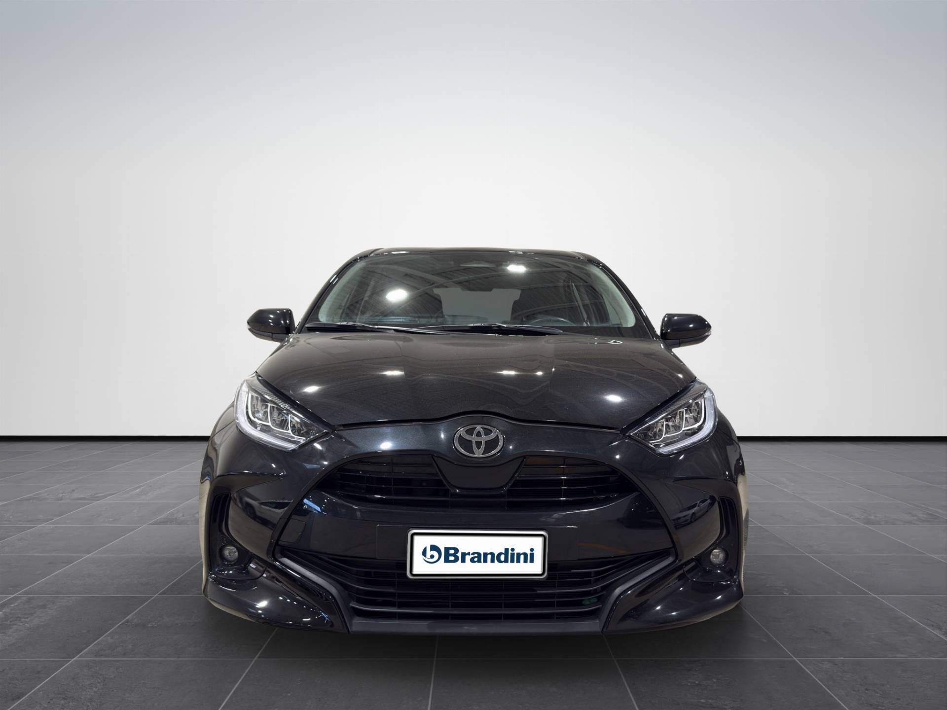 Auto Venduta - TOYOTA Yaris Yaris 1.5h Trend usata in pronta consegna - Brandini