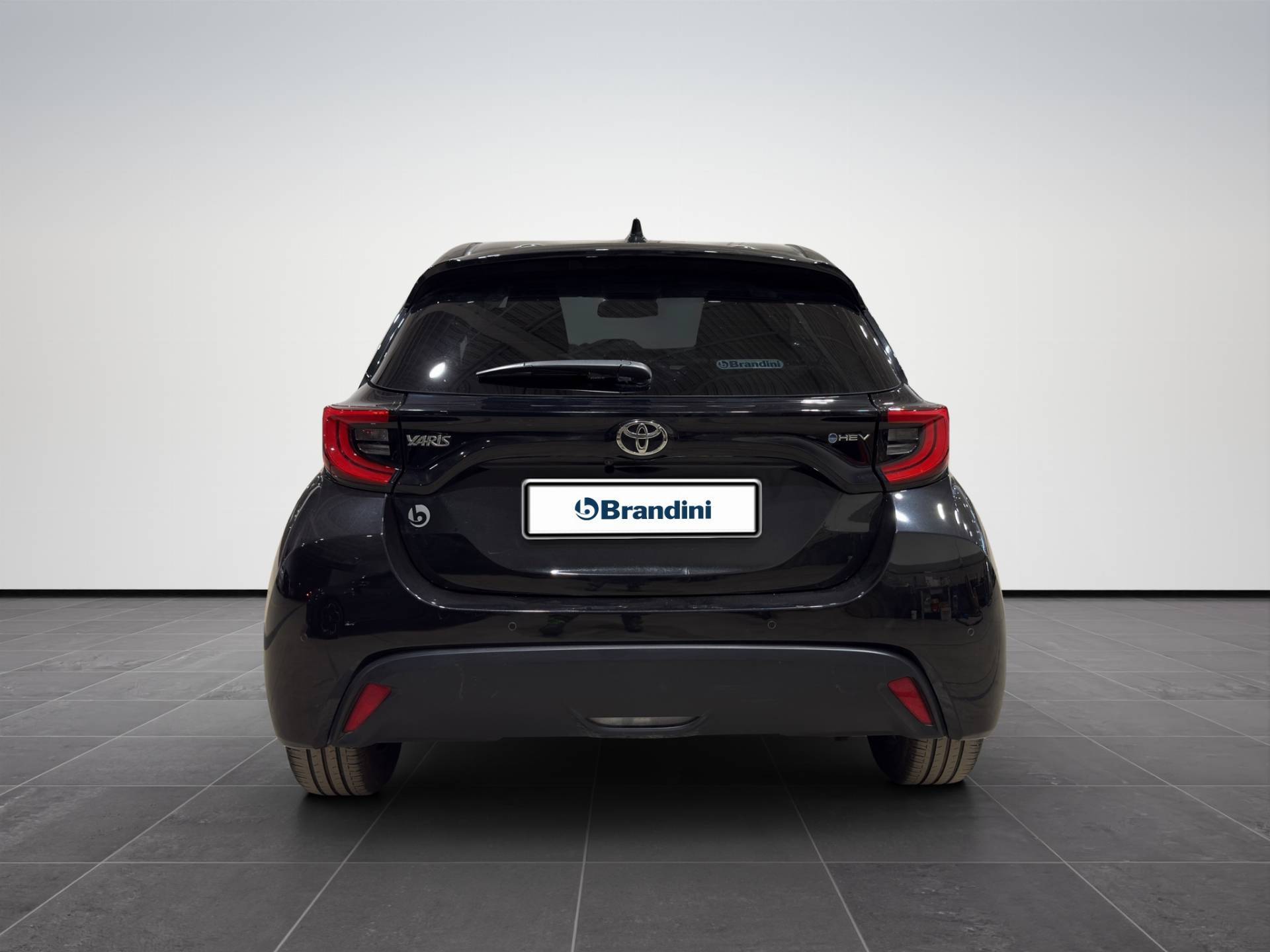 Auto Venduta - TOYOTA Yaris Yaris 1.5h Trend usata in pronta consegna - Brandini