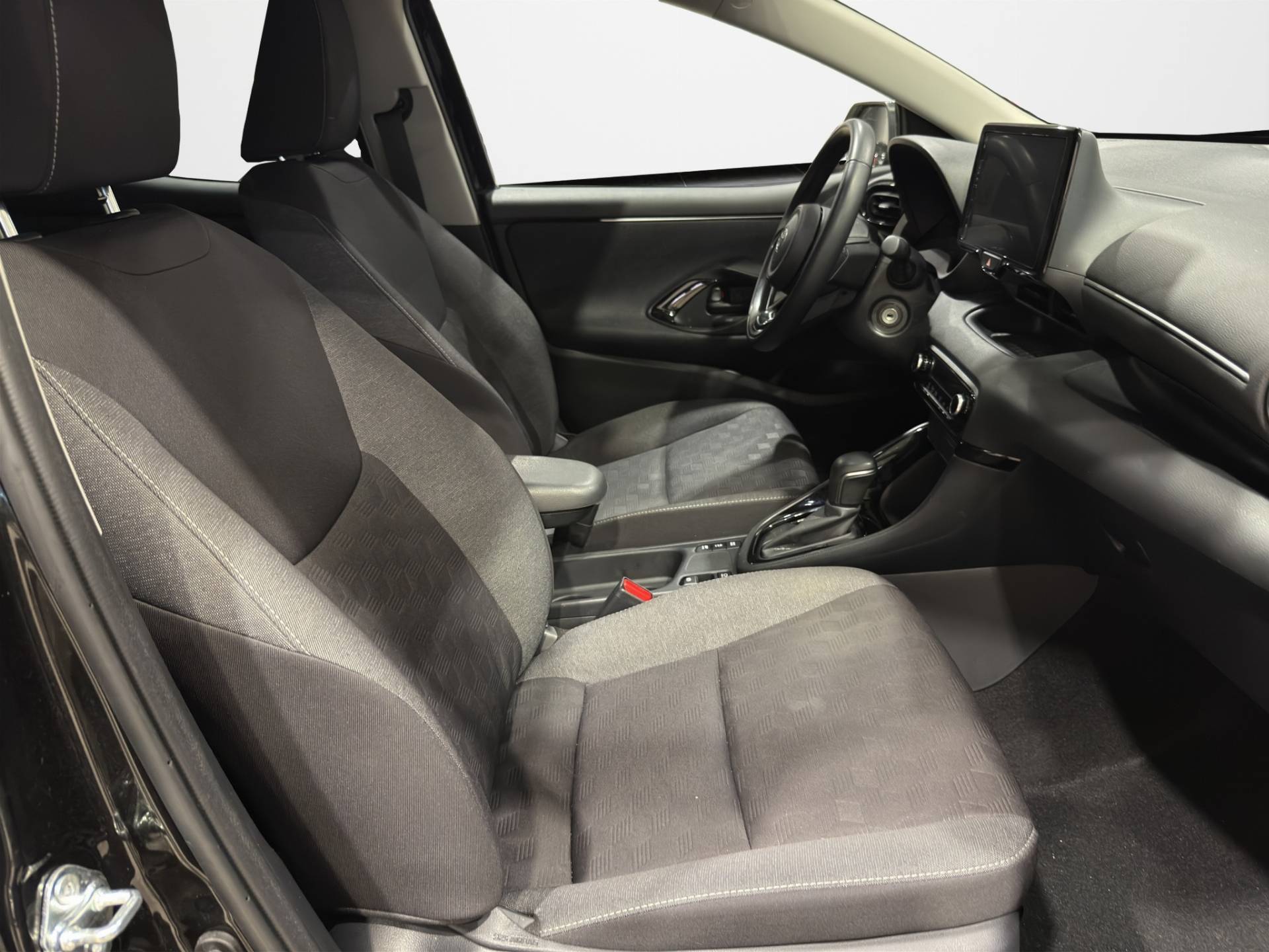 Auto Venduta - TOYOTA Yaris Yaris 1.5h Trend usata in pronta consegna - Brandini