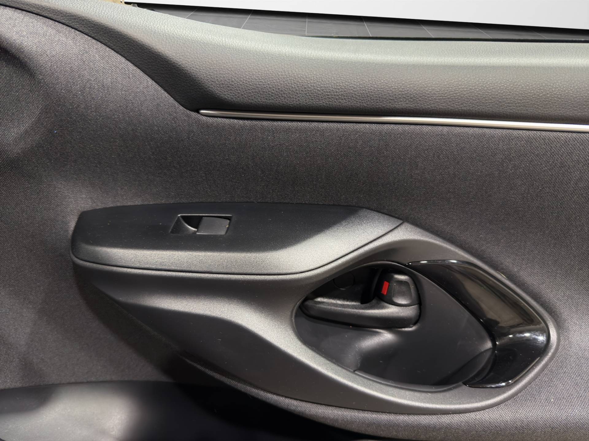 Auto Venduta - TOYOTA Yaris Yaris 1.5h Trend usata in pronta consegna - Brandini