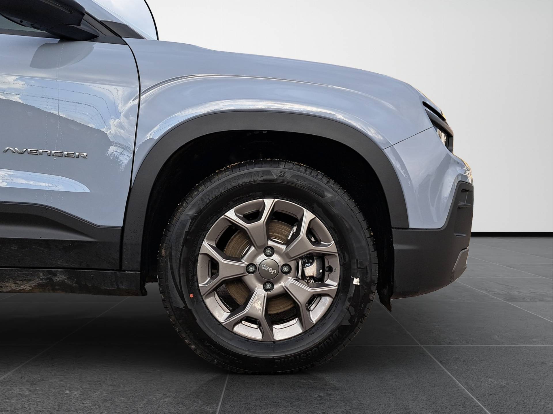 Auto Venduta - JEEP Avenger Avenger 1.2 turbo e-hybrid Longitude fwd 100cv edct6 usata in pronta consegna - Brandini