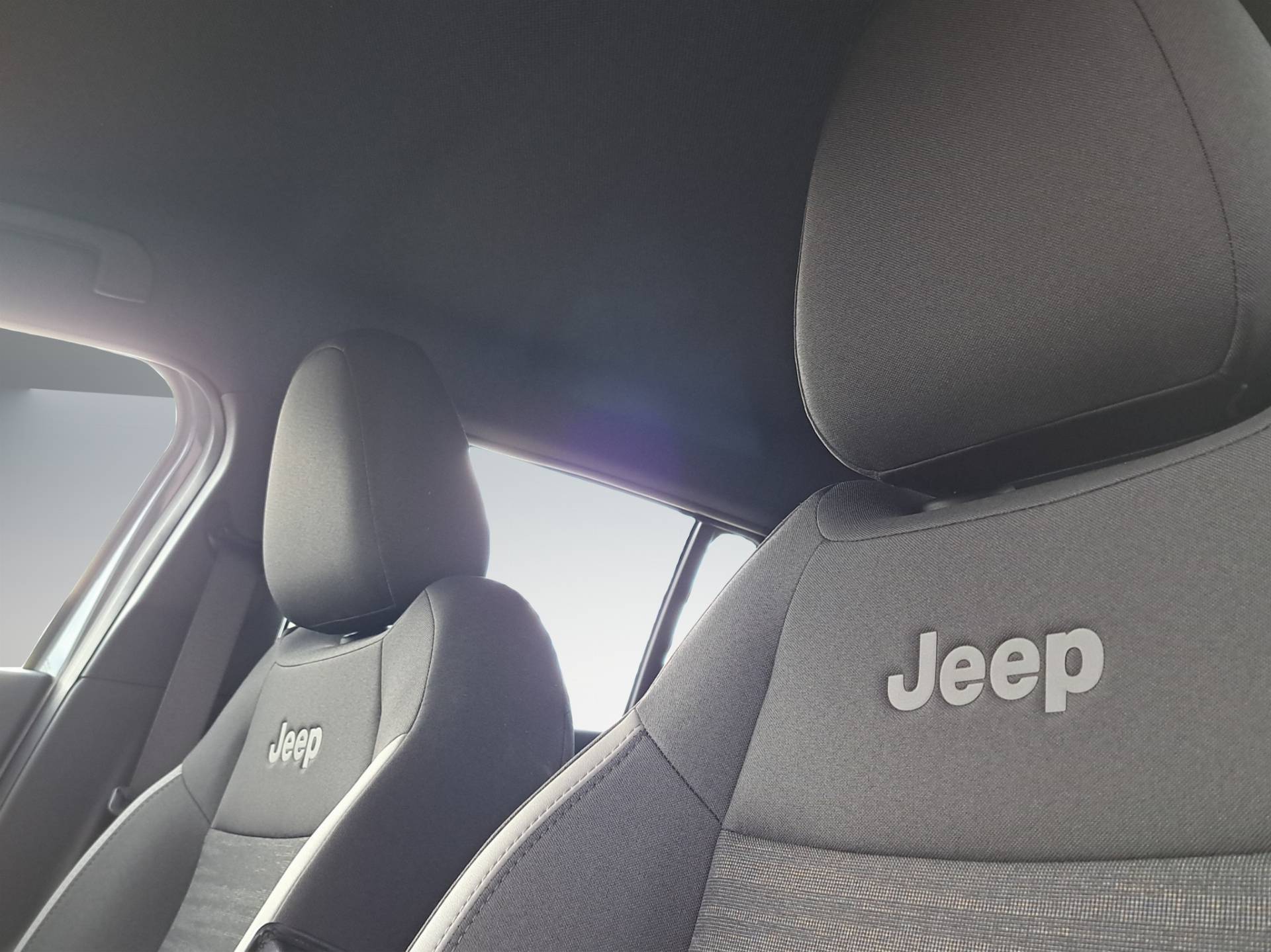 Auto Venduta - JEEP Avenger Avenger 1.2 turbo e-hybrid Longitude fwd 100cv edct6 usata in pronta consegna - Brandini