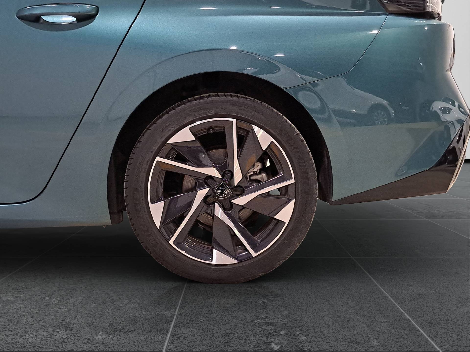 PEUGEOT 308 308 SW 1.2 puretech t Allure Pack s&s 130cv eat8 usata in pronta consegna - Brandini