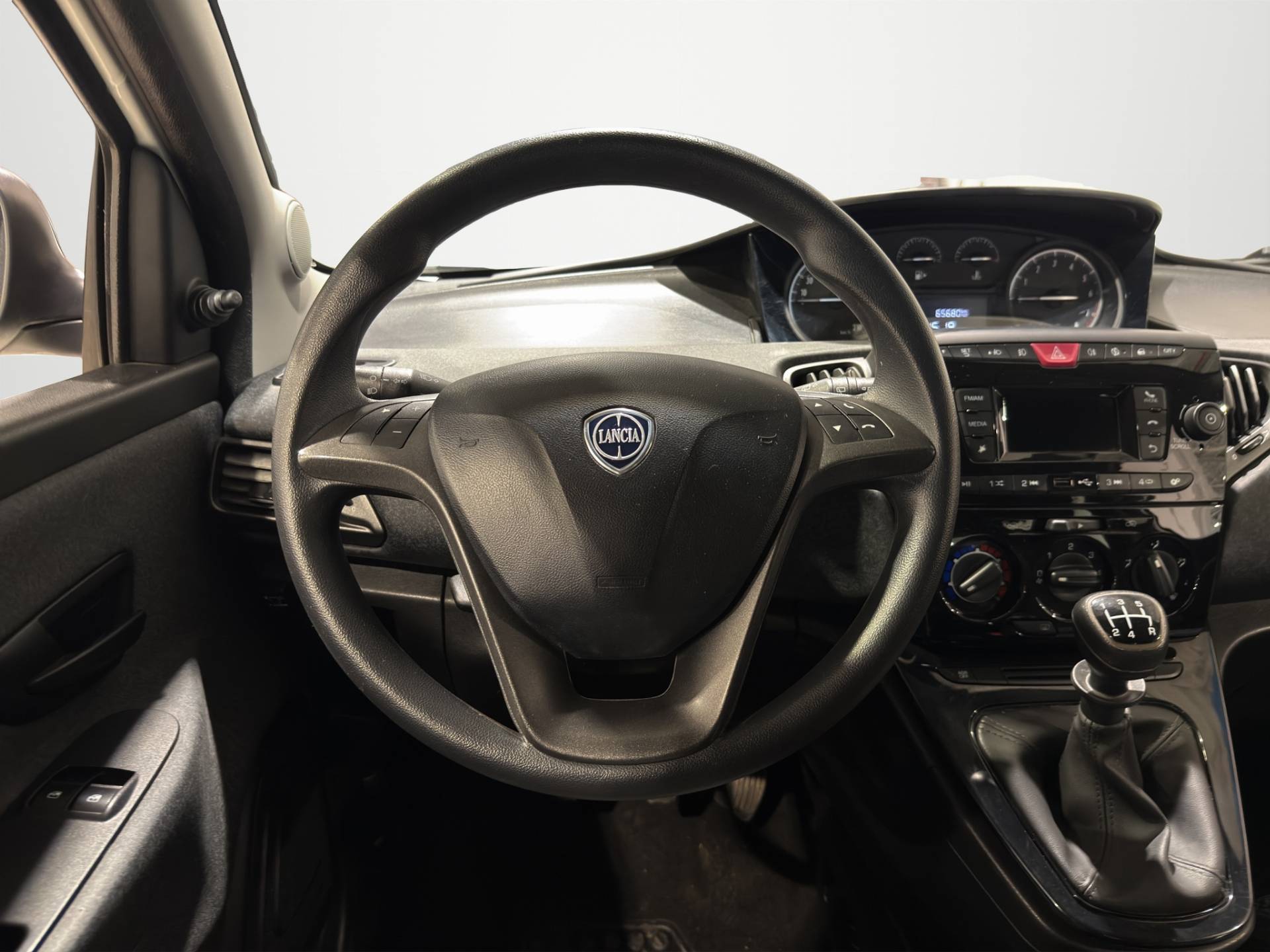 Auto Venduta - LANCIA Ypsilon Ypsilon 1.2 Elefantino Blu s&s 69cv my19 usata in pronta consegna - Brandini