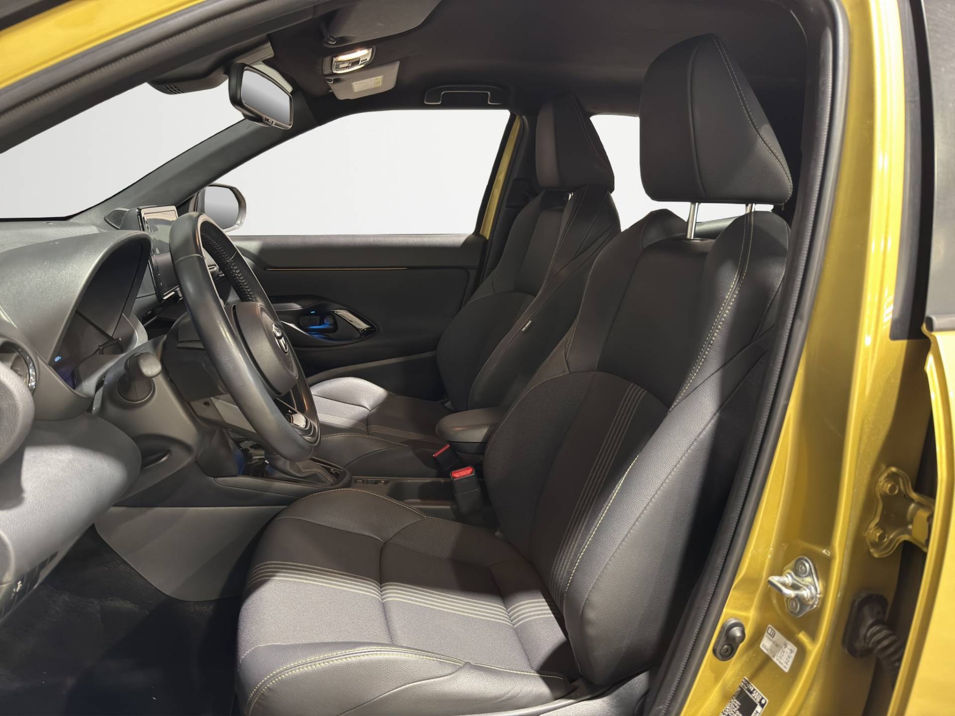 TOYOTA Yaris Cross Yaris Cross 1.5h Trend fwd 116cv e-cvt usata in pronta consegna - Brandini