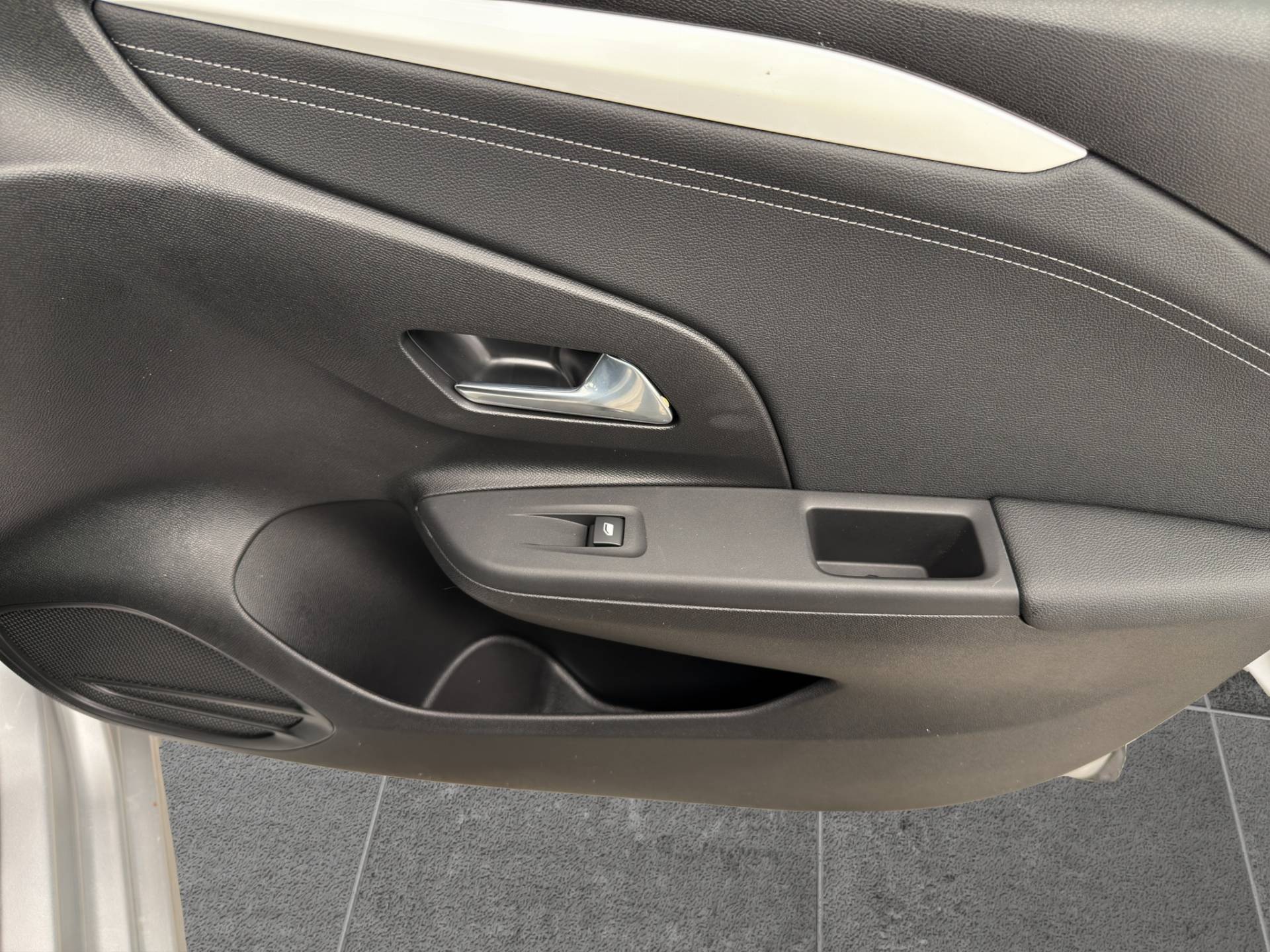 OPEL Corsa Corsa 1.2 hybrid GS 100cv dct6 usata in pronta consegna - Brandini