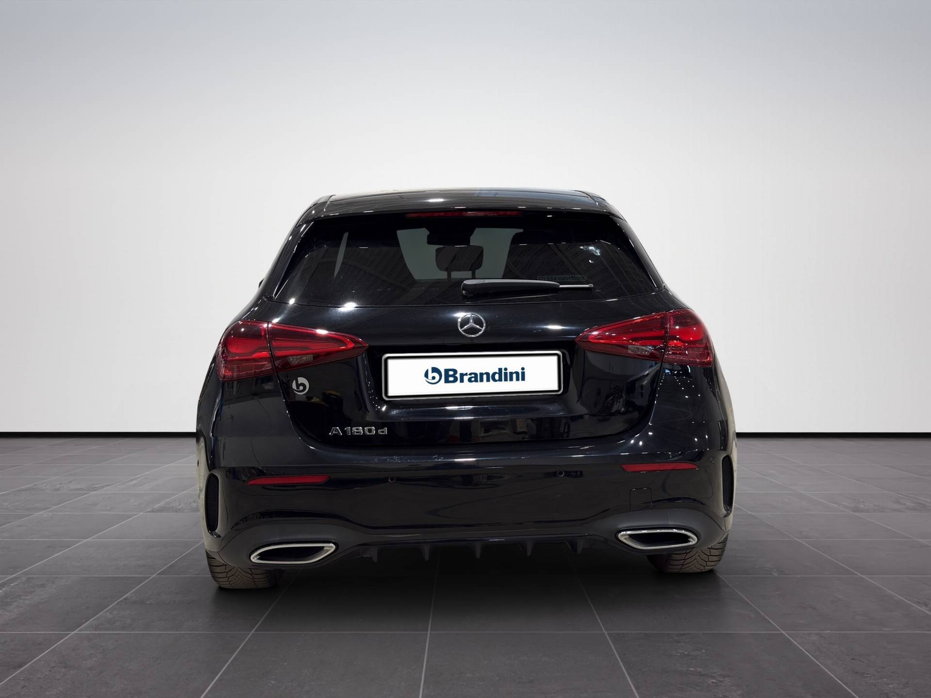 MERCEDES Classe A A 180 d Premium Plus AMG Line auto usata in pronta consegna - Brandini