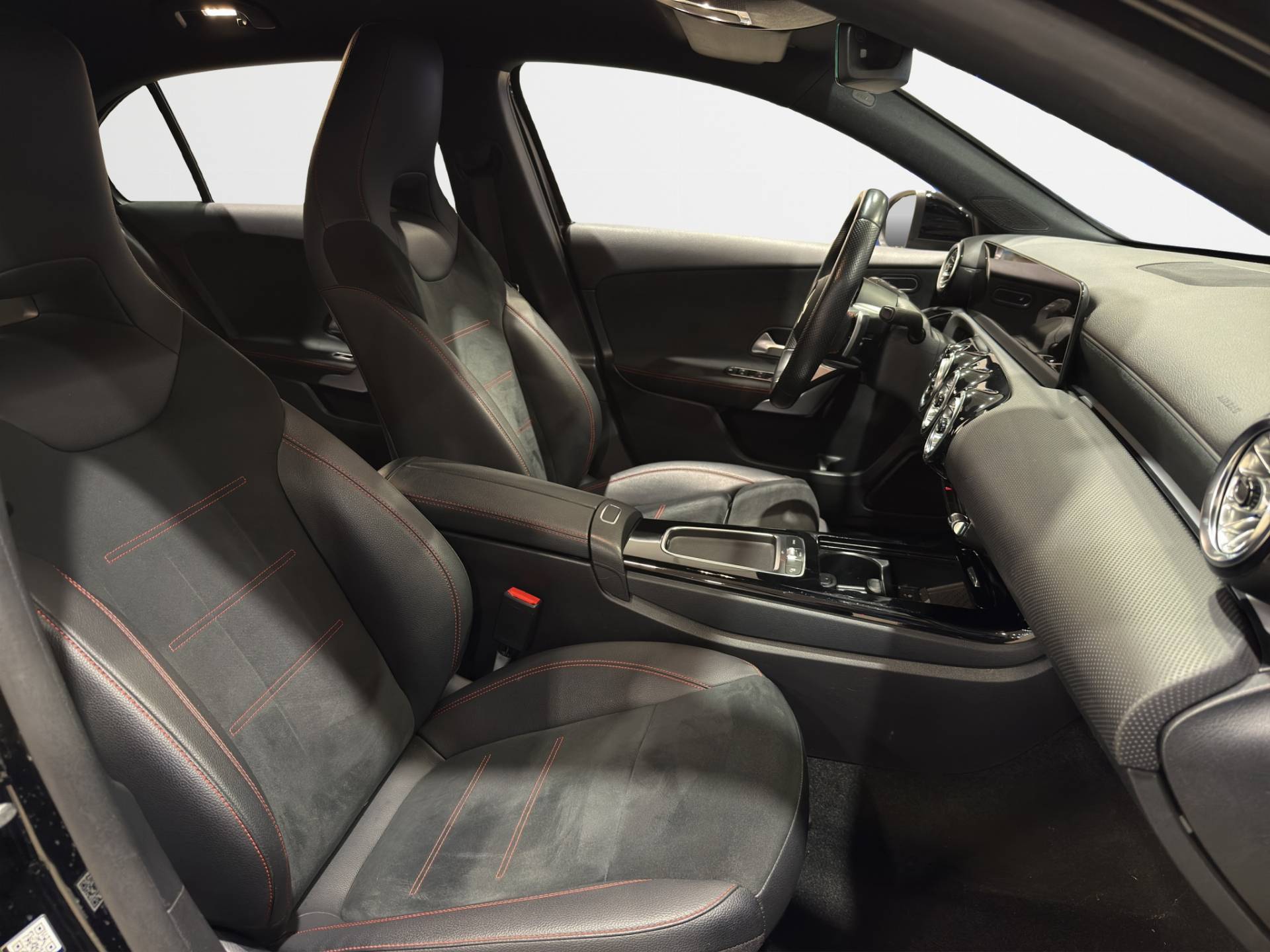 MERCEDES Classe A A 180 d Premium Plus AMG Line auto usata in pronta consegna - Brandini