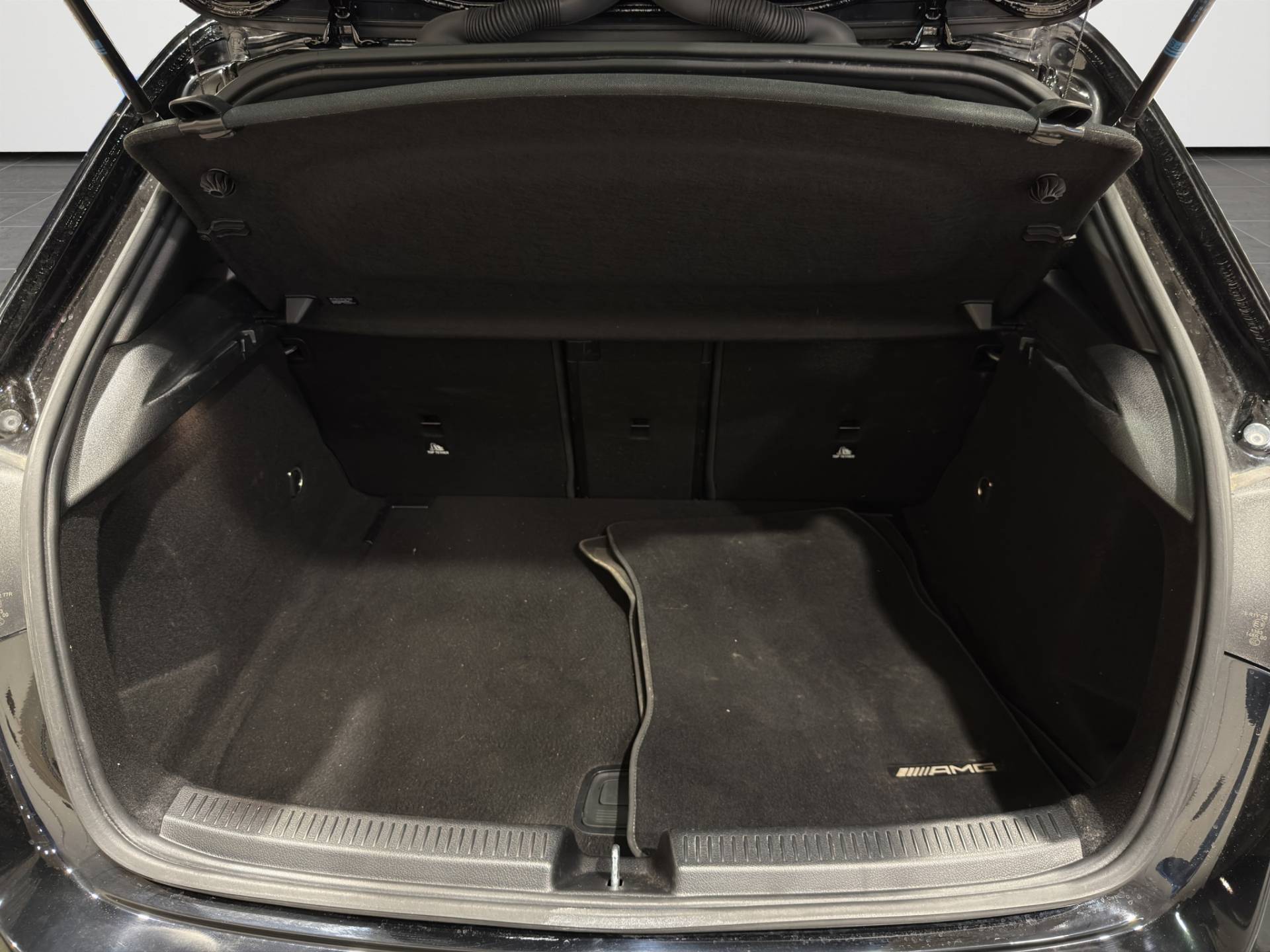 MERCEDES Classe A A 180 d Premium Plus AMG Line auto usata in pronta consegna - Brandini