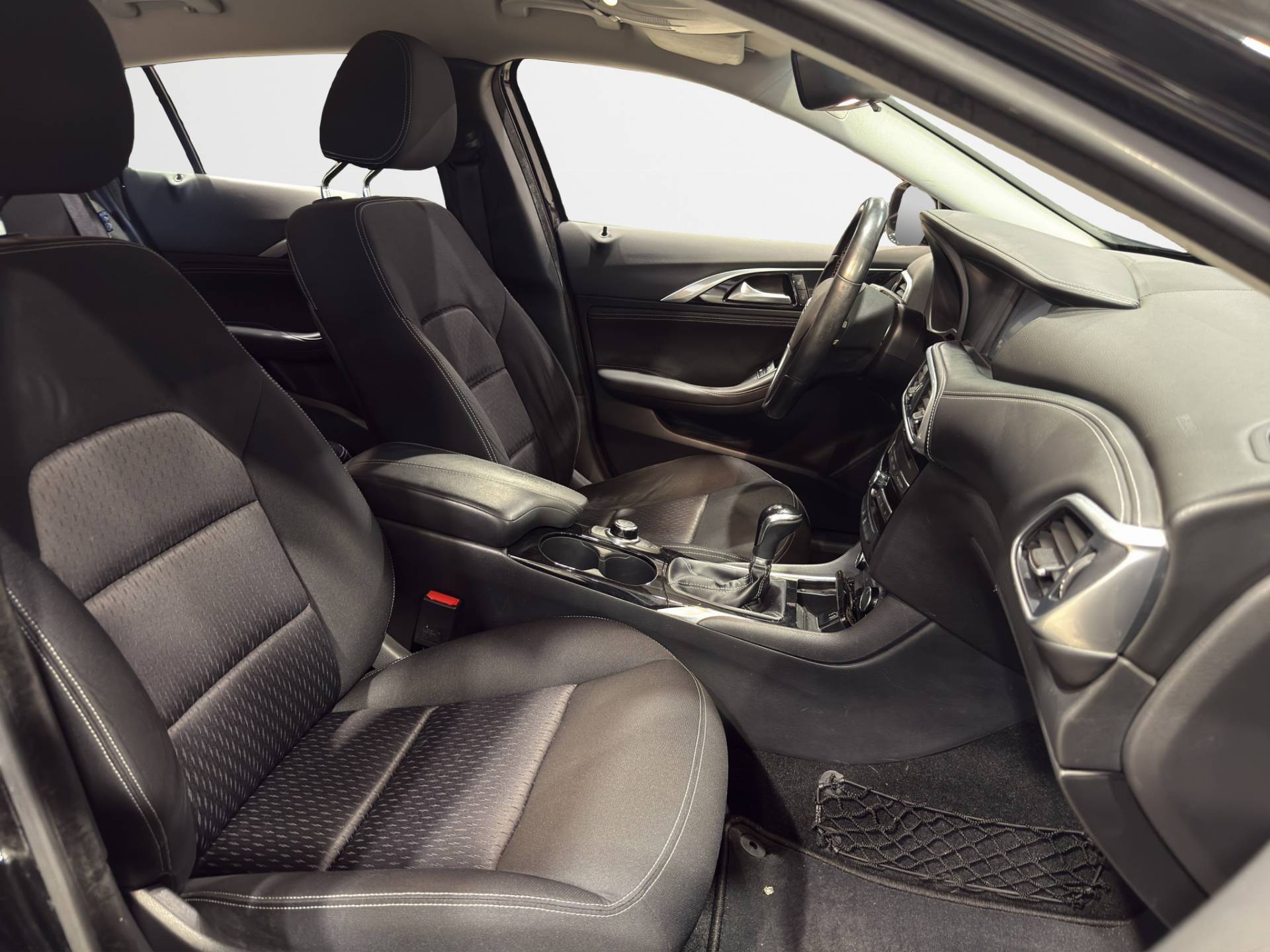 INFINITI Q30 Q30 1.5d Premium 109cv usata in pronta consegna - Brandini