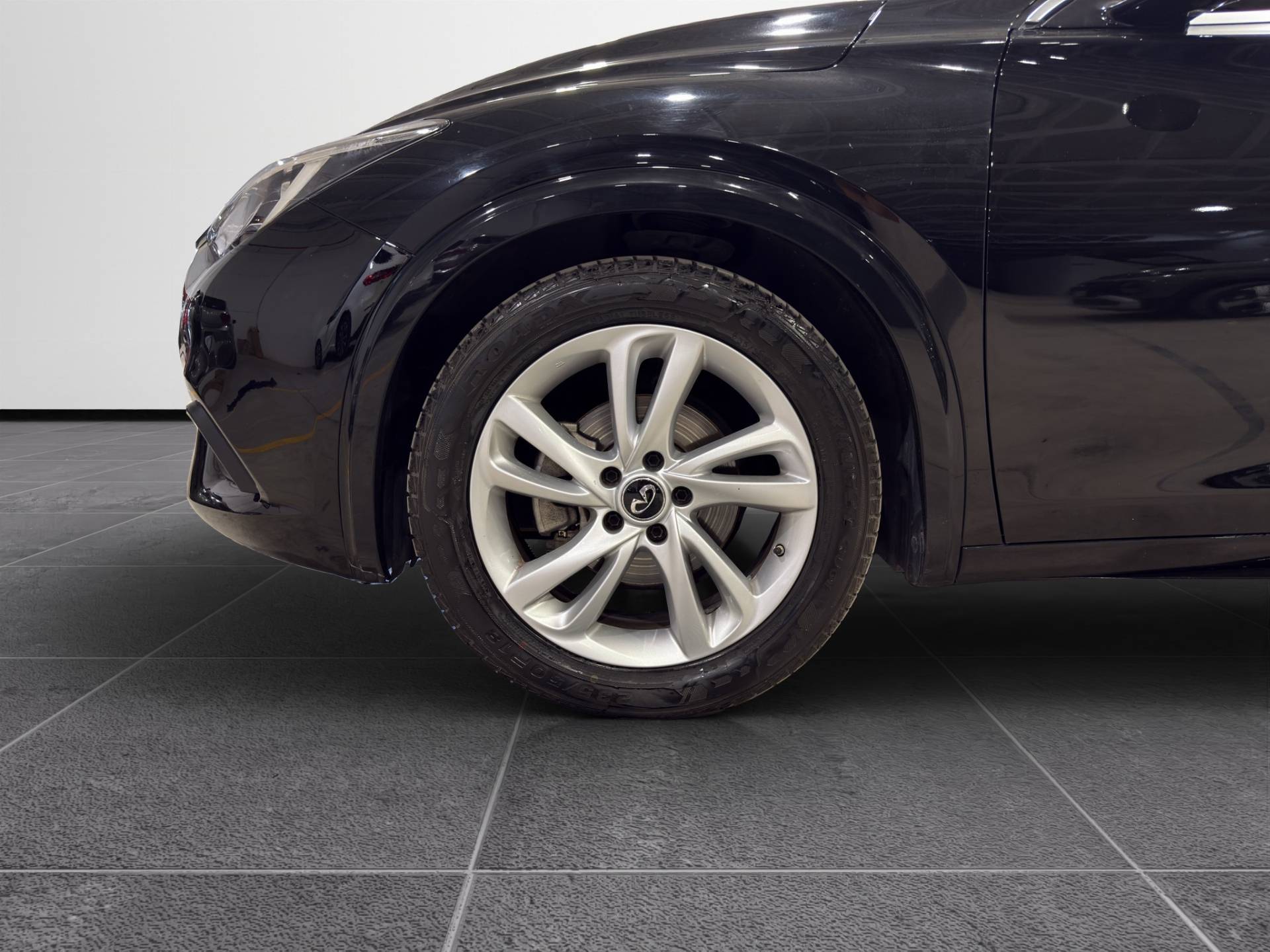 INFINITI Q30 Q30 1.5d Premium 109cv usata in pronta consegna - Brandini