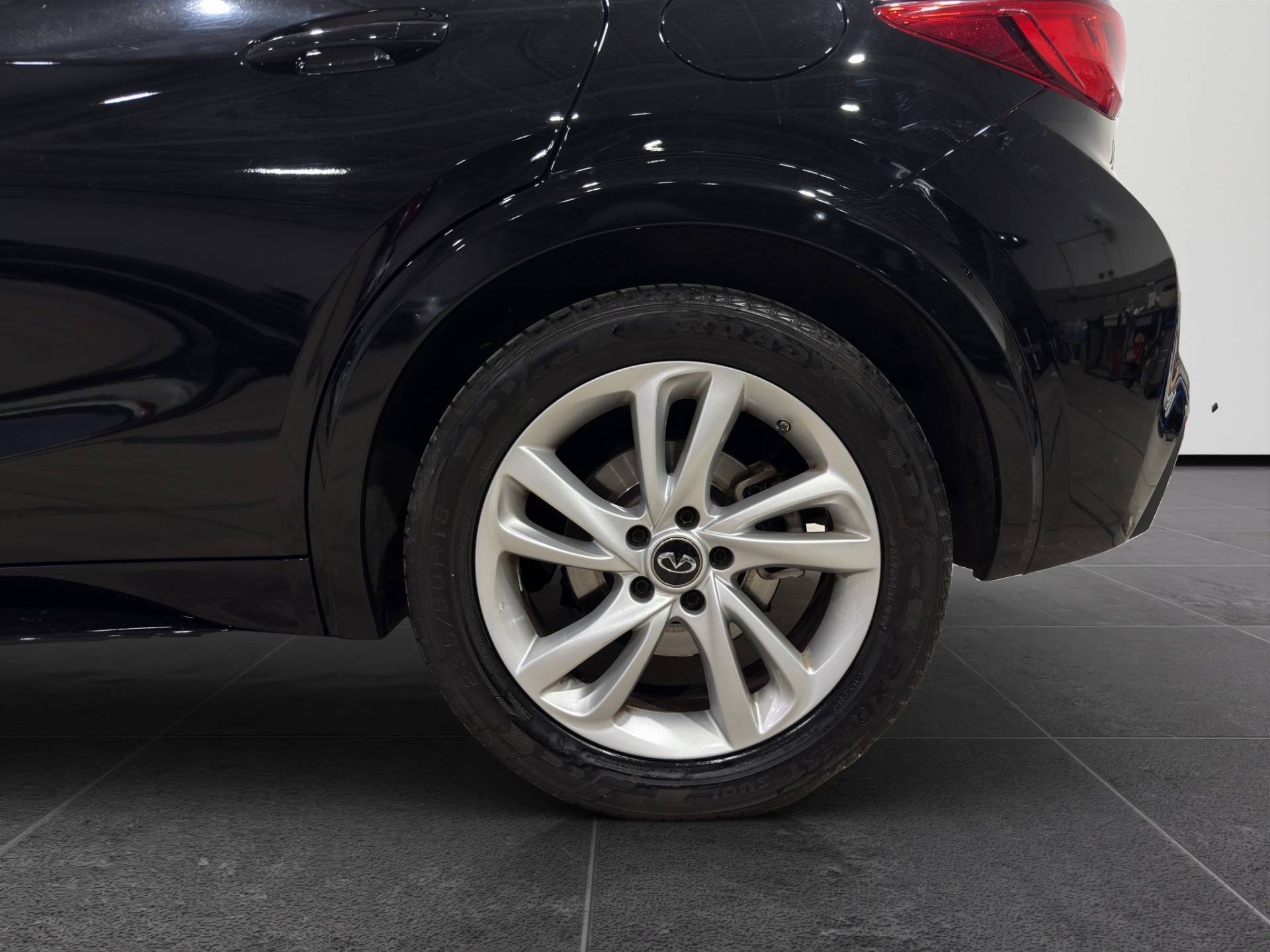 INFINITI Q30 Q30 1.5d Premium 109cv usata in pronta consegna - Brandini
