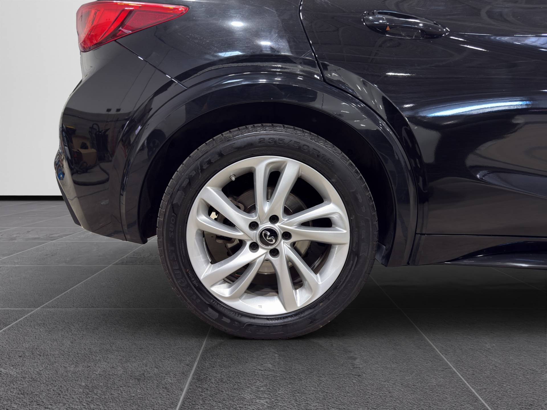 INFINITI Q30 Q30 1.5d Premium 109cv usata in pronta consegna - Brandini