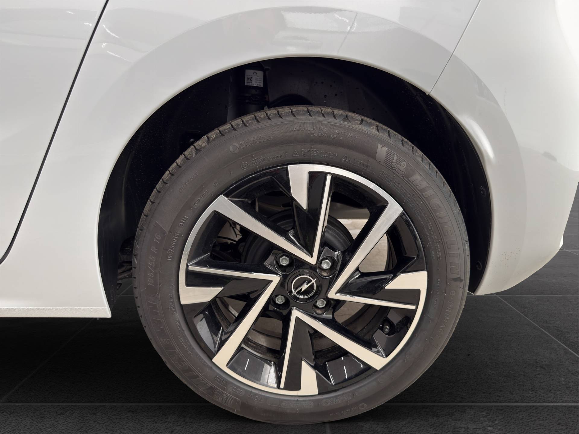 OPEL Corsa Corsa 1.2 GS s&s 100cv usata in pronta consegna - Brandini