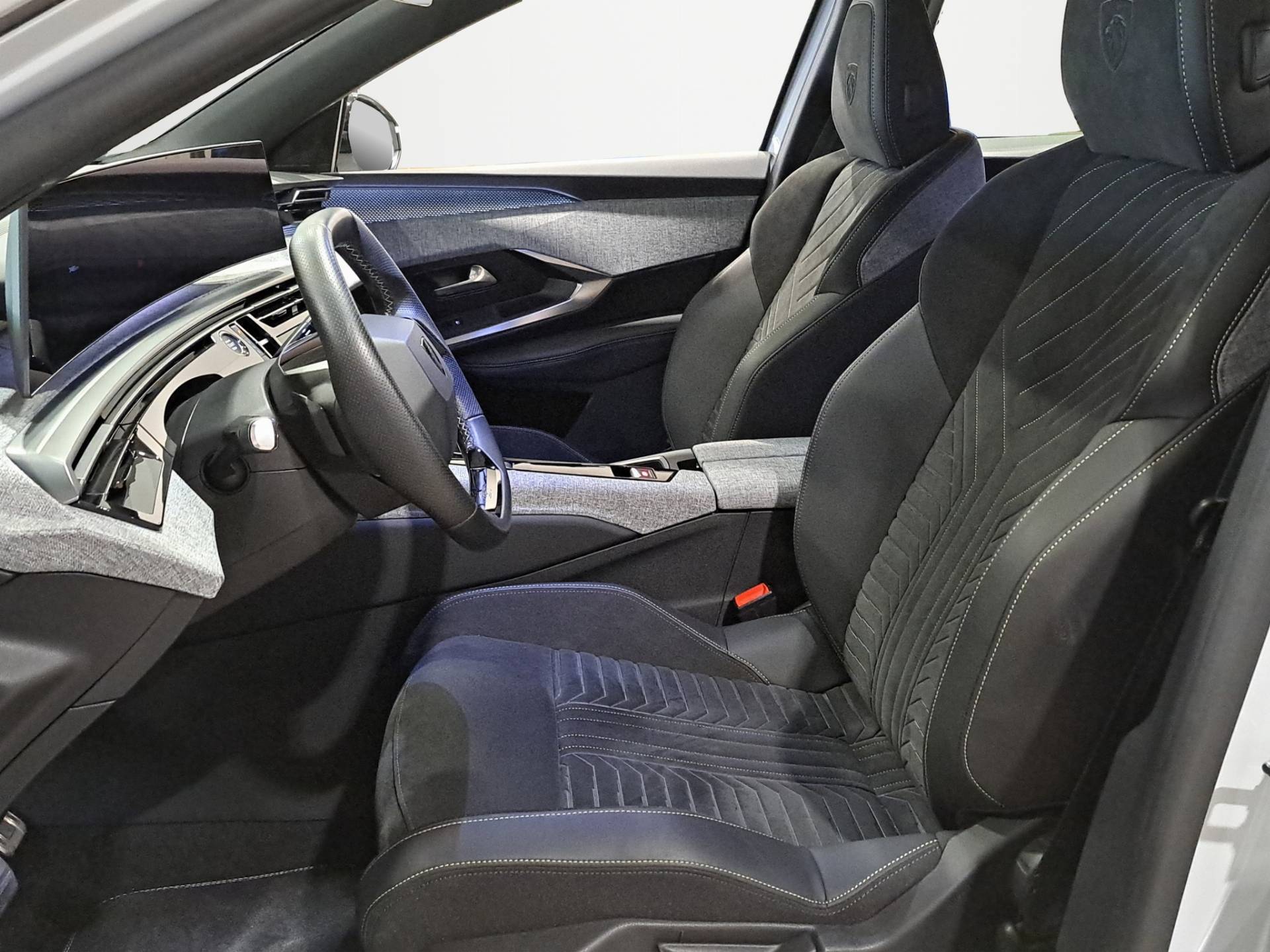 PEUGEOT 3008 3008 1.2 hybrid GT 136cv e-dcs6 usata in pronta consegna - Brandini