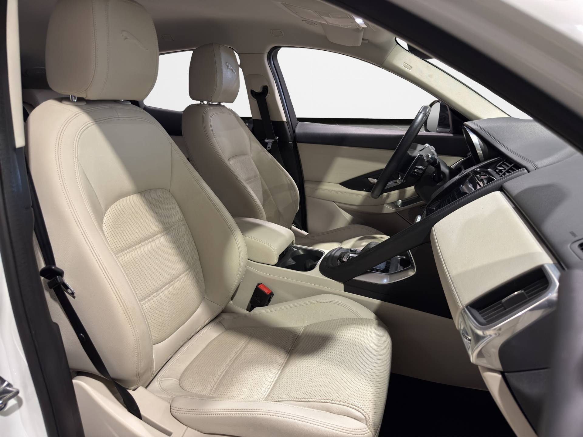 JAGUAR E-Pace E-Pace 2.0d i4 mhev S awd 163cv auto usata in pronta consegna - Brandini