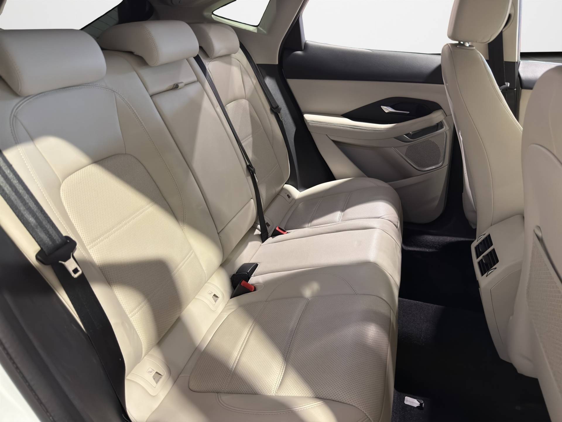 JAGUAR E-Pace E-Pace 2.0d i4 mhev S awd 163cv auto usata in pronta consegna - Brandini