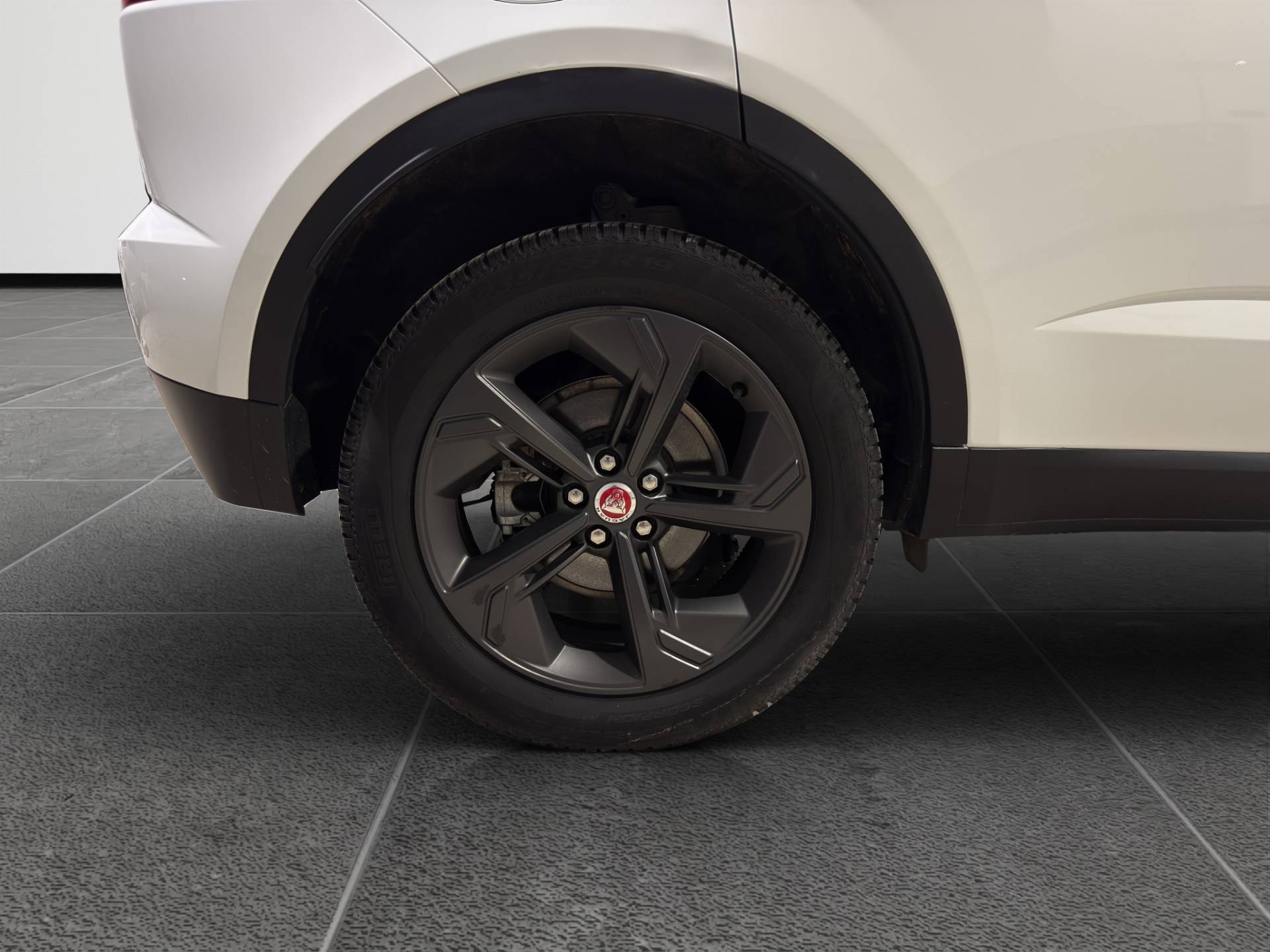 JAGUAR E-Pace E-Pace 2.0d i4 mhev S awd 163cv auto usata in pronta consegna - Brandini