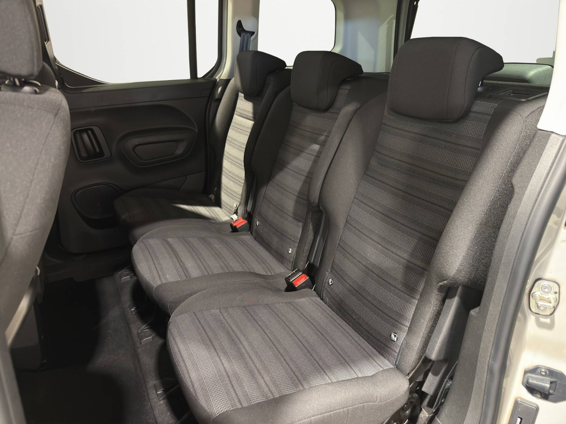 OPEL Combo Cargo Combo Life 1.5 d 100 CV S&S Elegance Plus usata in pronta consegna - Brandini