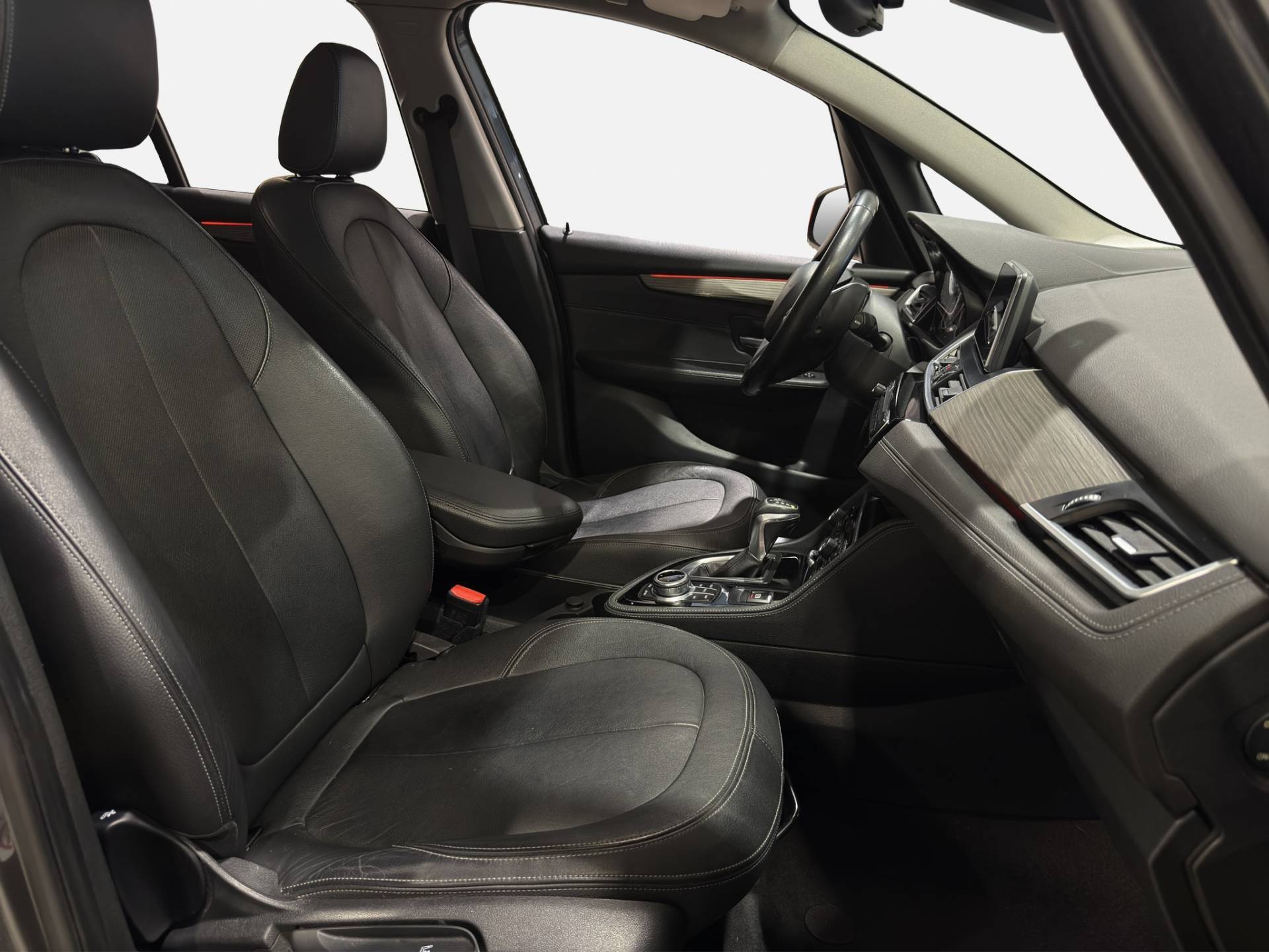 BMW Serie 2 Gran Tourer 218d Gran Tourer Advantage 7p.ti auto usata in pronta consegna - Brandini