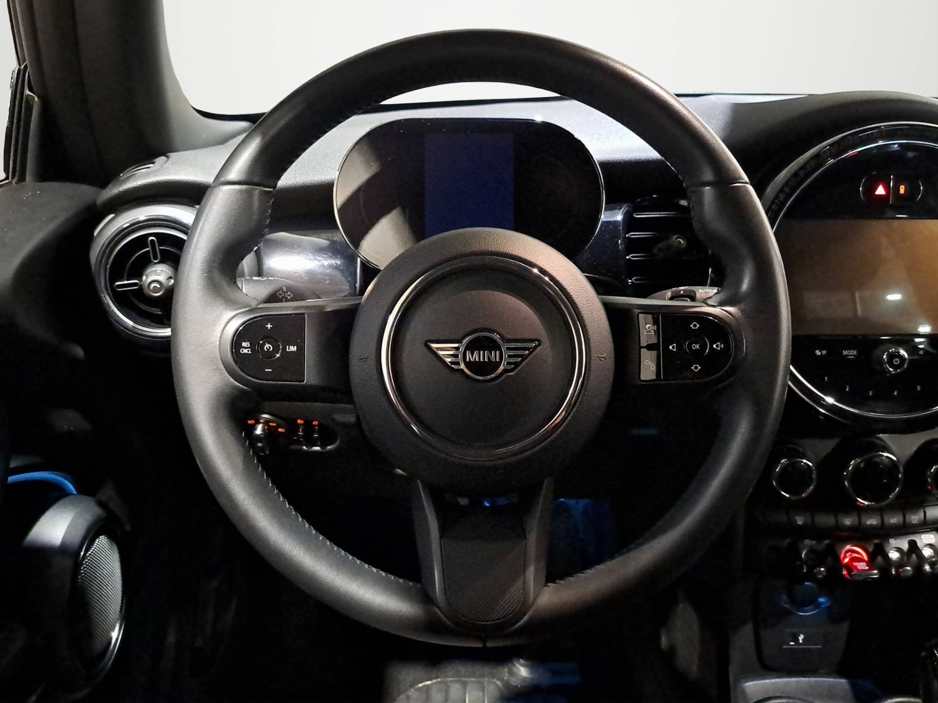 MINI Mini Mini 3p 1.5 Cooper Classic auto usata in pronta consegna - Brandini