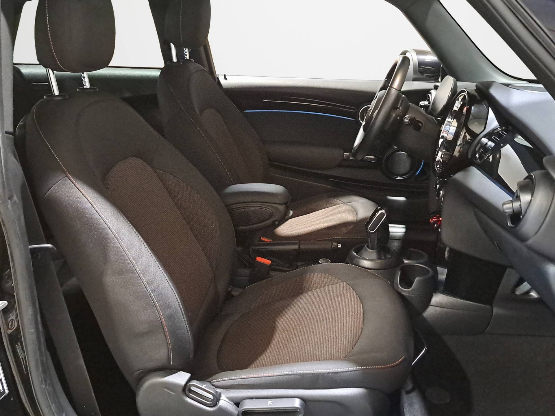 MINI Mini Mini 3p 1.5 Cooper Classic auto usata in pronta consegna - Brandini