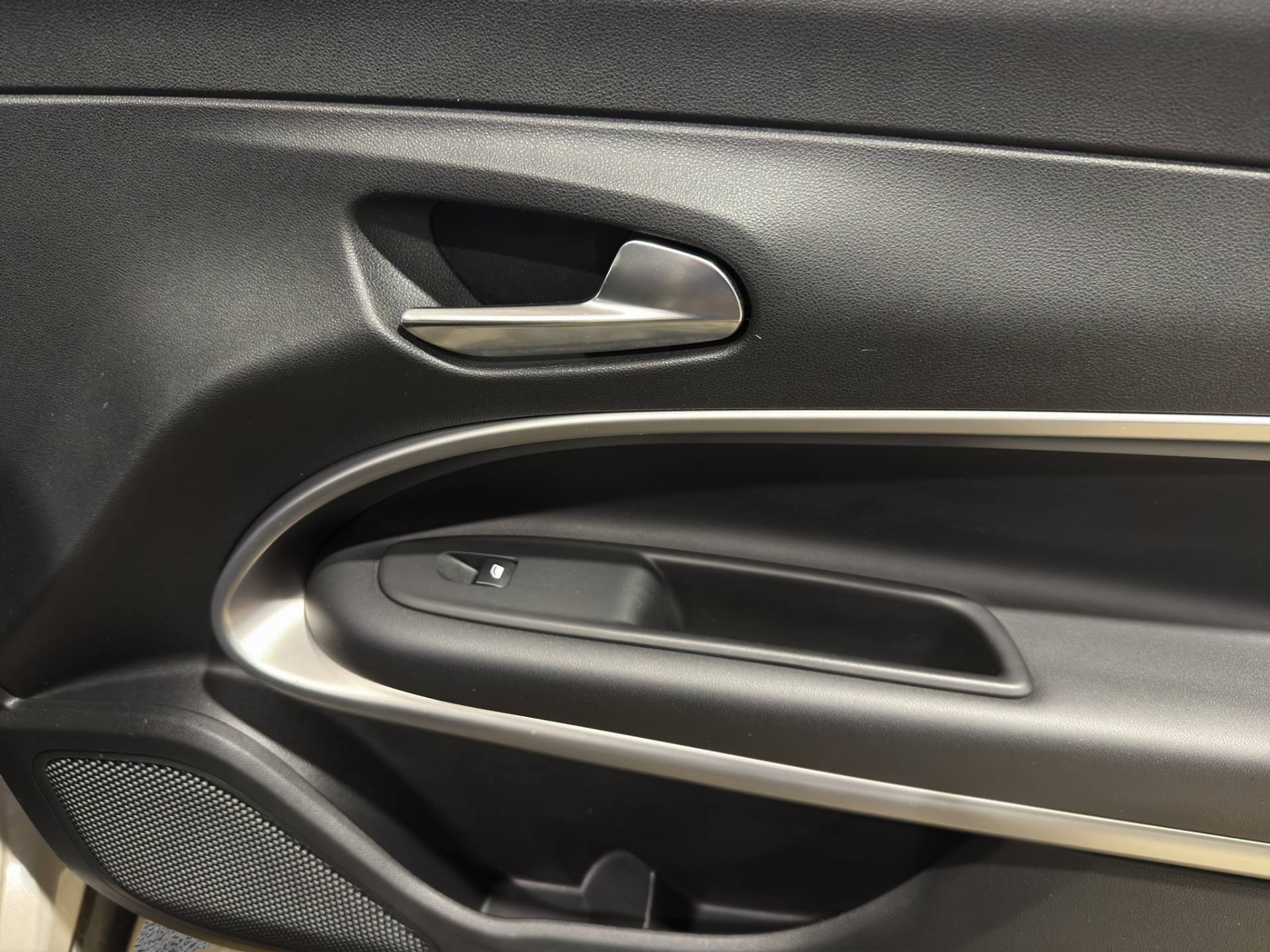 JEEP Avenger Avenger 1.2 turbo Summit fwd 100cv usata in pronta consegna - Brandini