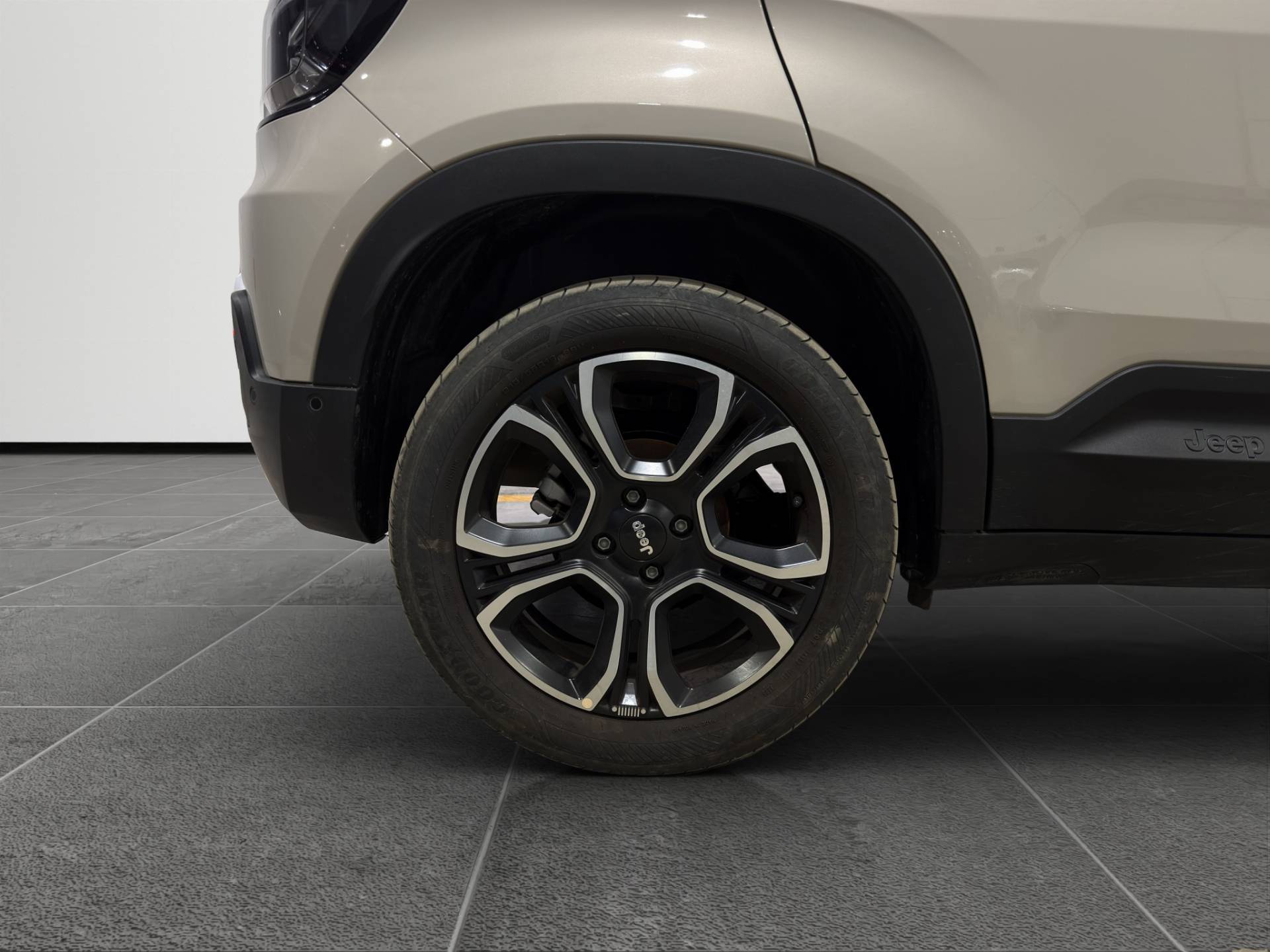 JEEP Avenger Avenger 1.2 turbo Summit fwd 100cv usata in pronta consegna - Brandini