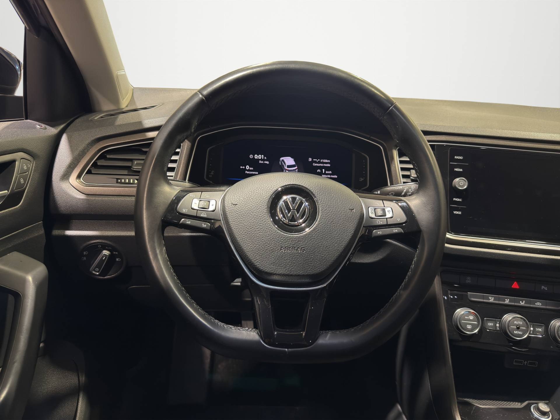 Auto Venduta - VOLKSWAGEN T-Roc T-Roc 1.0 tsi Style 115cv usata in pronta consegna - Brandini