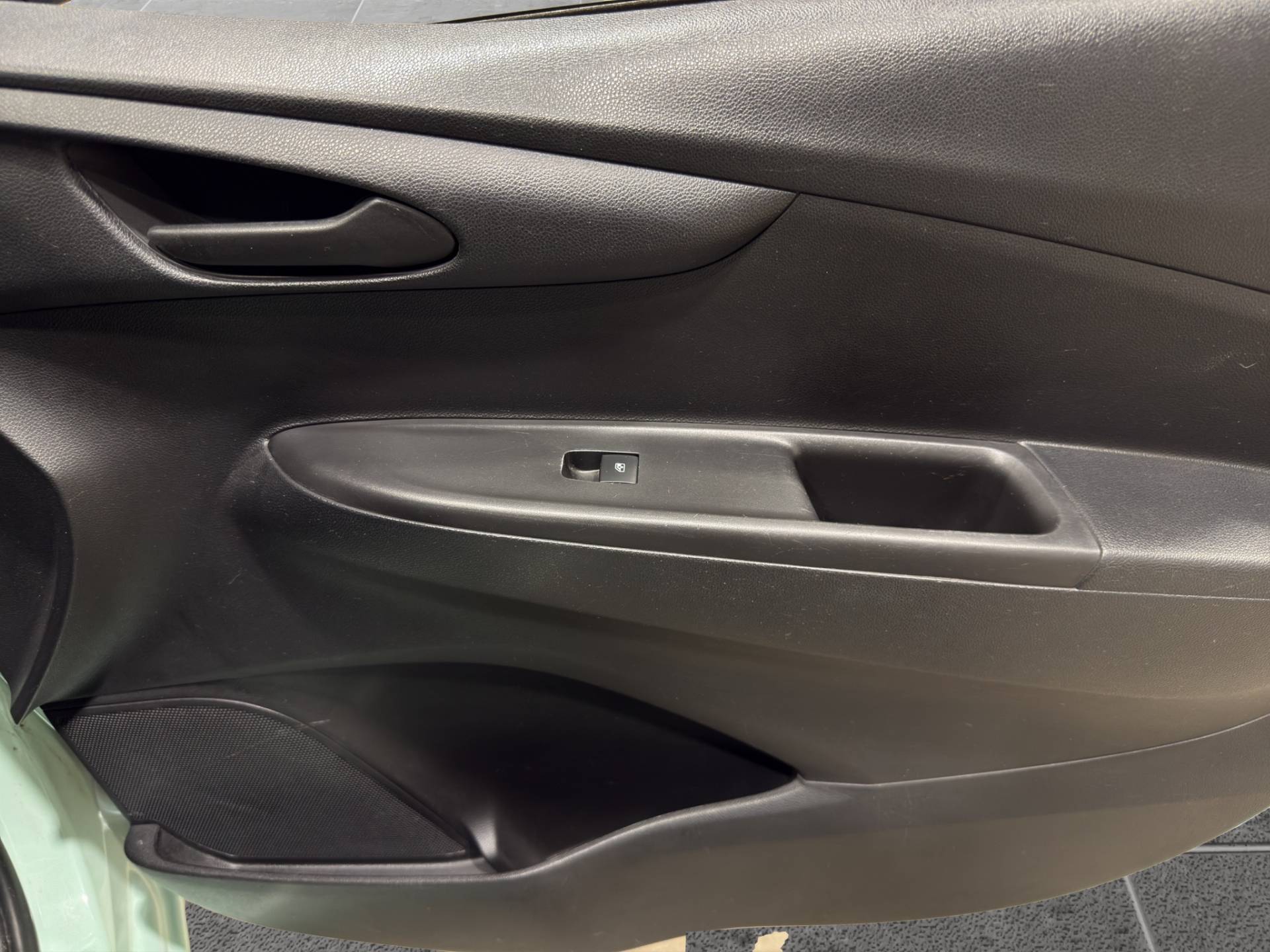 OPEL Karl Karl 1.0 N-Joy s&s 75cv usata in pronta consegna - Brandini