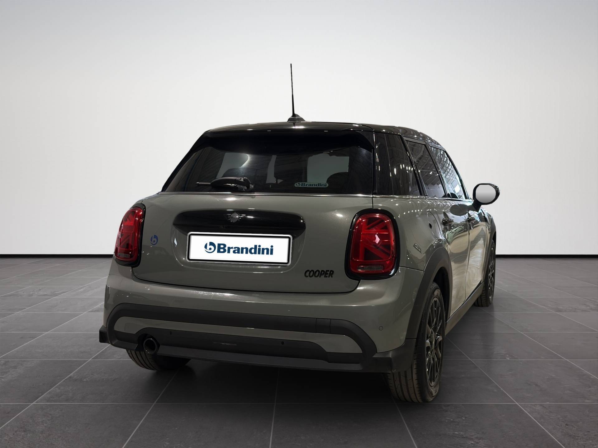 Auto Venduta - MINI Mini Mini 5p 1.5 Cooper Classic auto usata in pronta consegna - Brandini