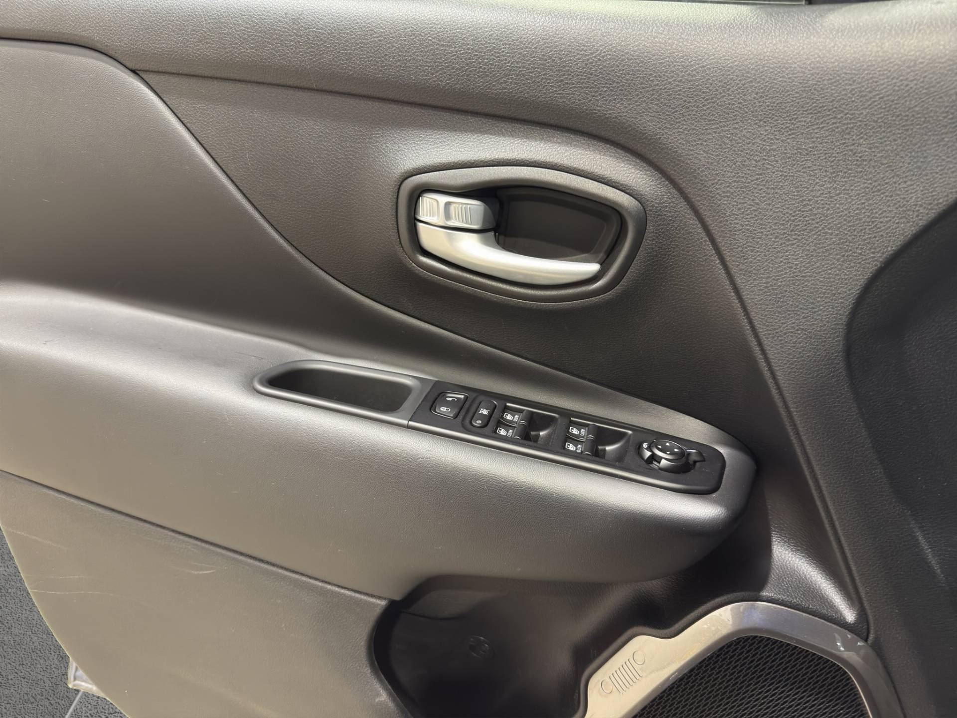 Auto Venduta - JEEP Renegade Renegade 1.5 turbo t4 mhev Summit 2wd dct usata in pronta consegna - Brandini