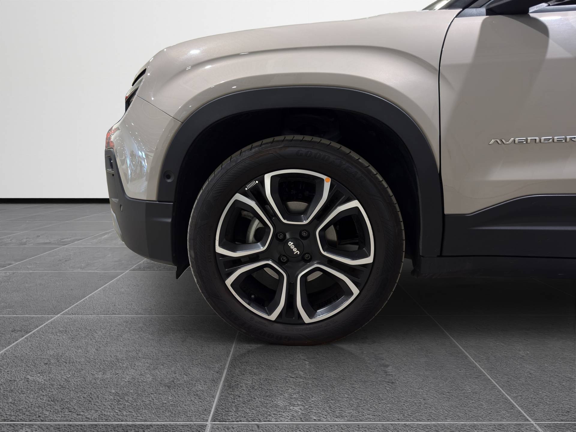 JEEP Avenger Avenger 1.2 turbo Summit fwd 100cv usata in pronta consegna - Brandini