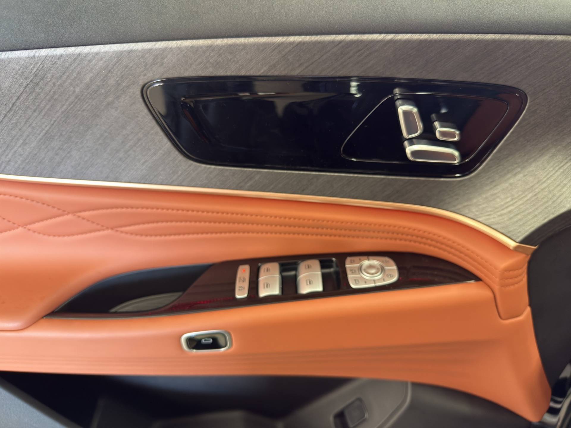 JAECOO JAECOO 8 JAECOO 8 SHS-P Phev 1.5 TGDI DHT3 Exclusive AWD usata in pronta consegna - Brandini