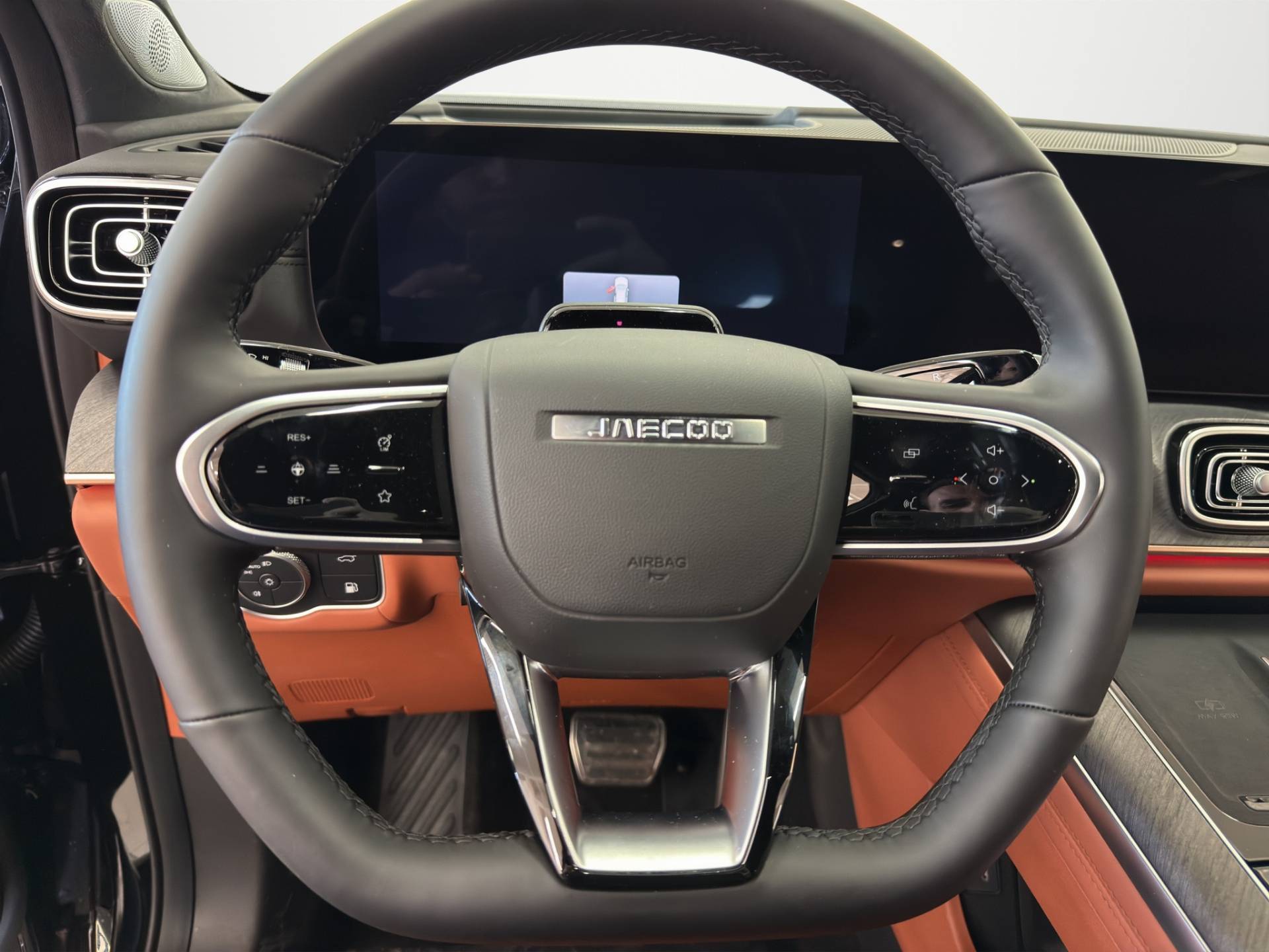 JAECOO JAECOO 8 JAECOO 8 SHS-P Phev 1.5 TGDI DHT3 Exclusive AWD usata in pronta consegna - Brandini