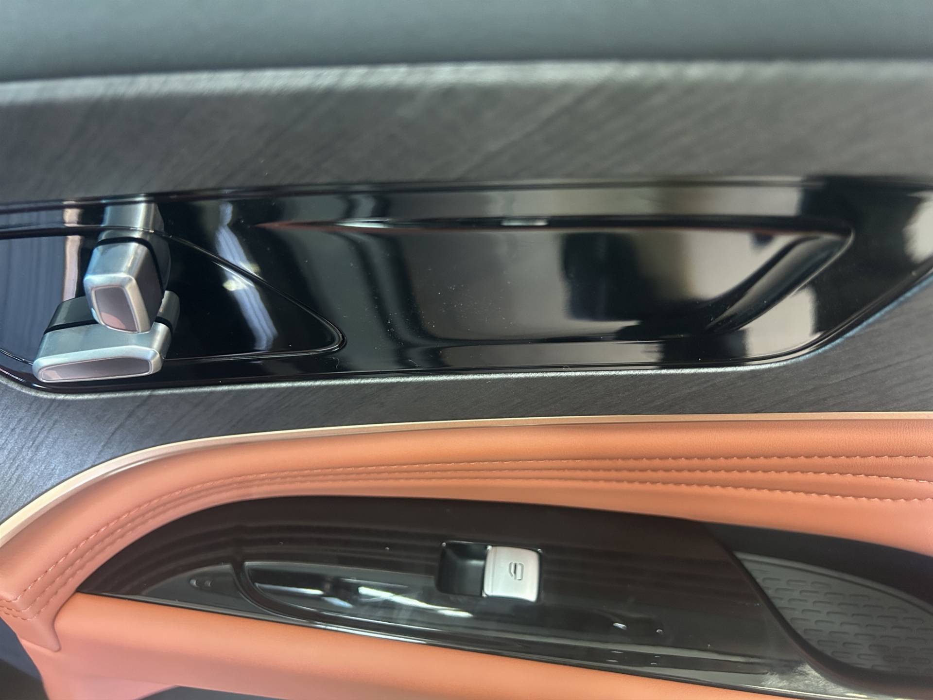 JAECOO JAECOO 8 JAECOO 8 SHS-P Phev 1.5 TGDI DHT3 Exclusive AWD usata in pronta consegna - Brandini
